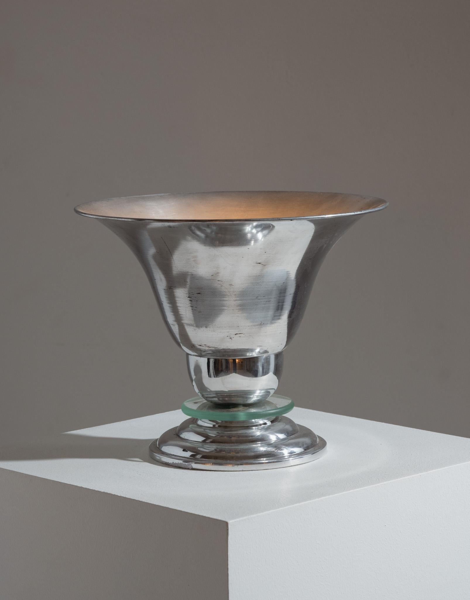 Lámpara Art Decó de aluminio y cristal, años 60 en venta 1