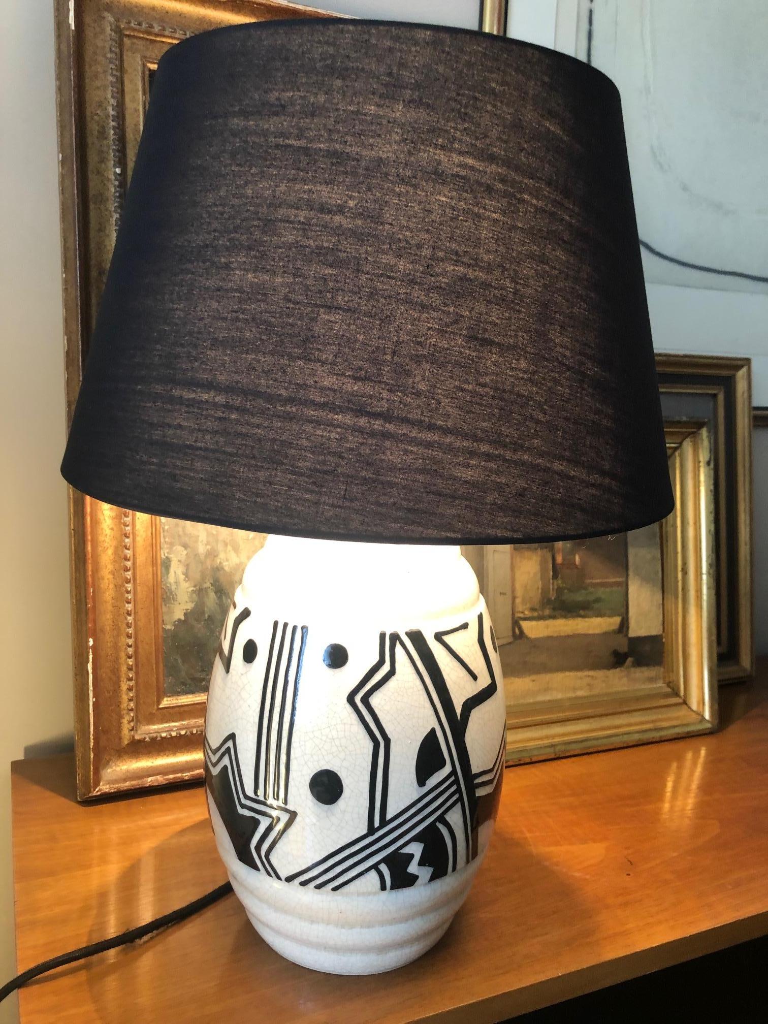 French Art Deco Lamp in Ceramic For Sale