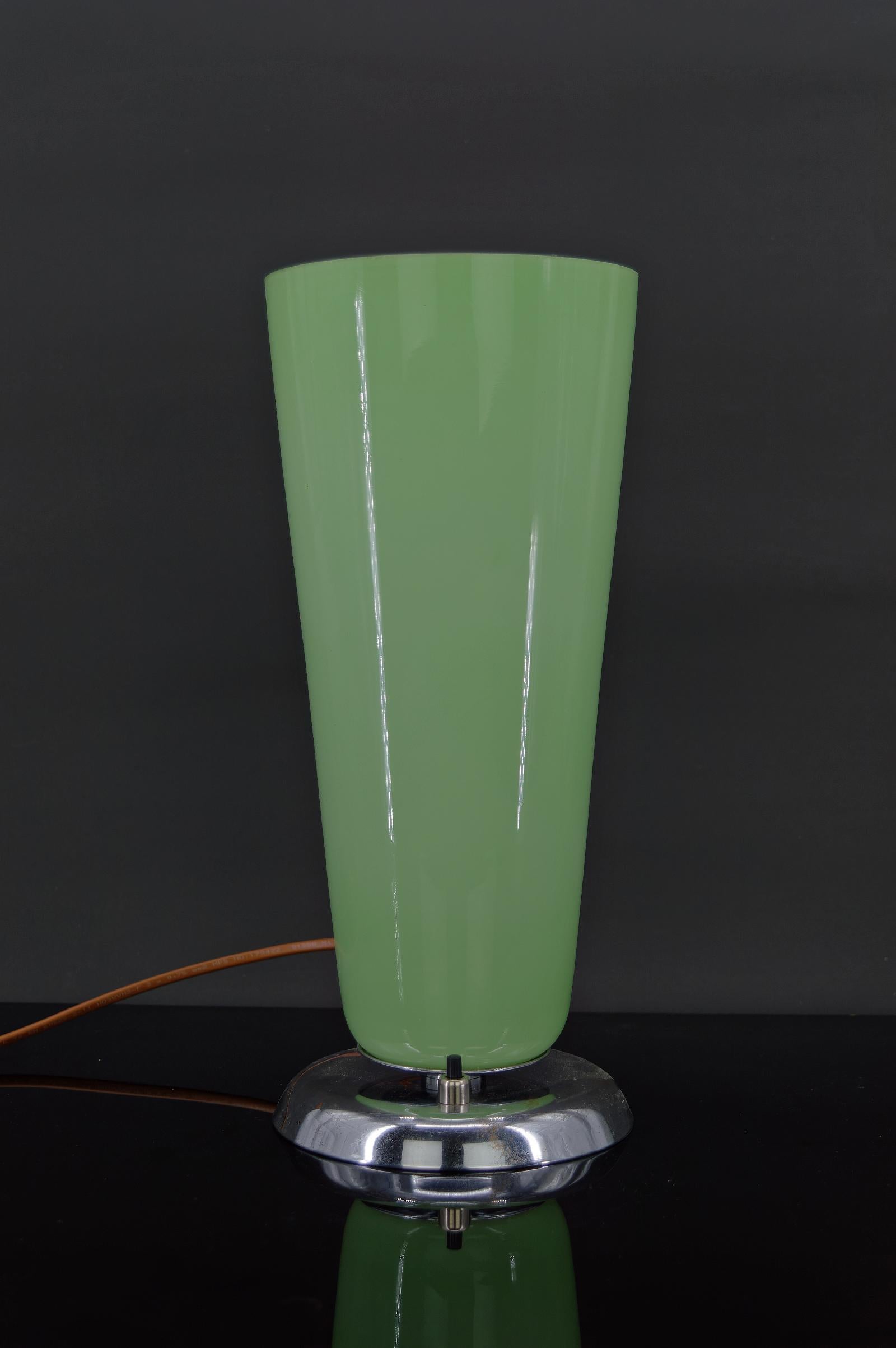 French Art Deco Lamp in Chrome and Green Glass, France, circa 1930 For Sale