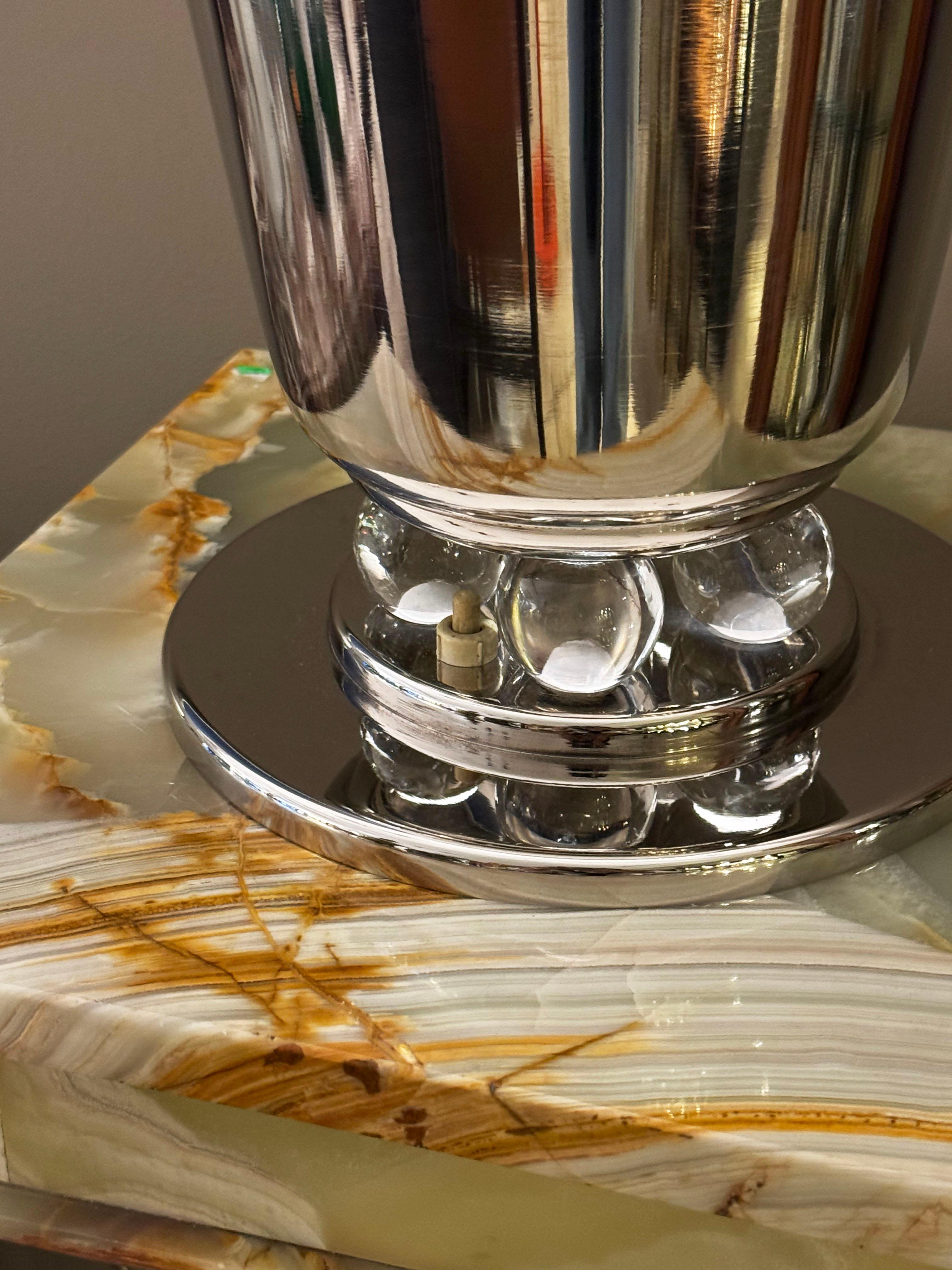 Lámpara Art Déco de bronce cromado y cristal de los años 20 Hecho a mano en venta