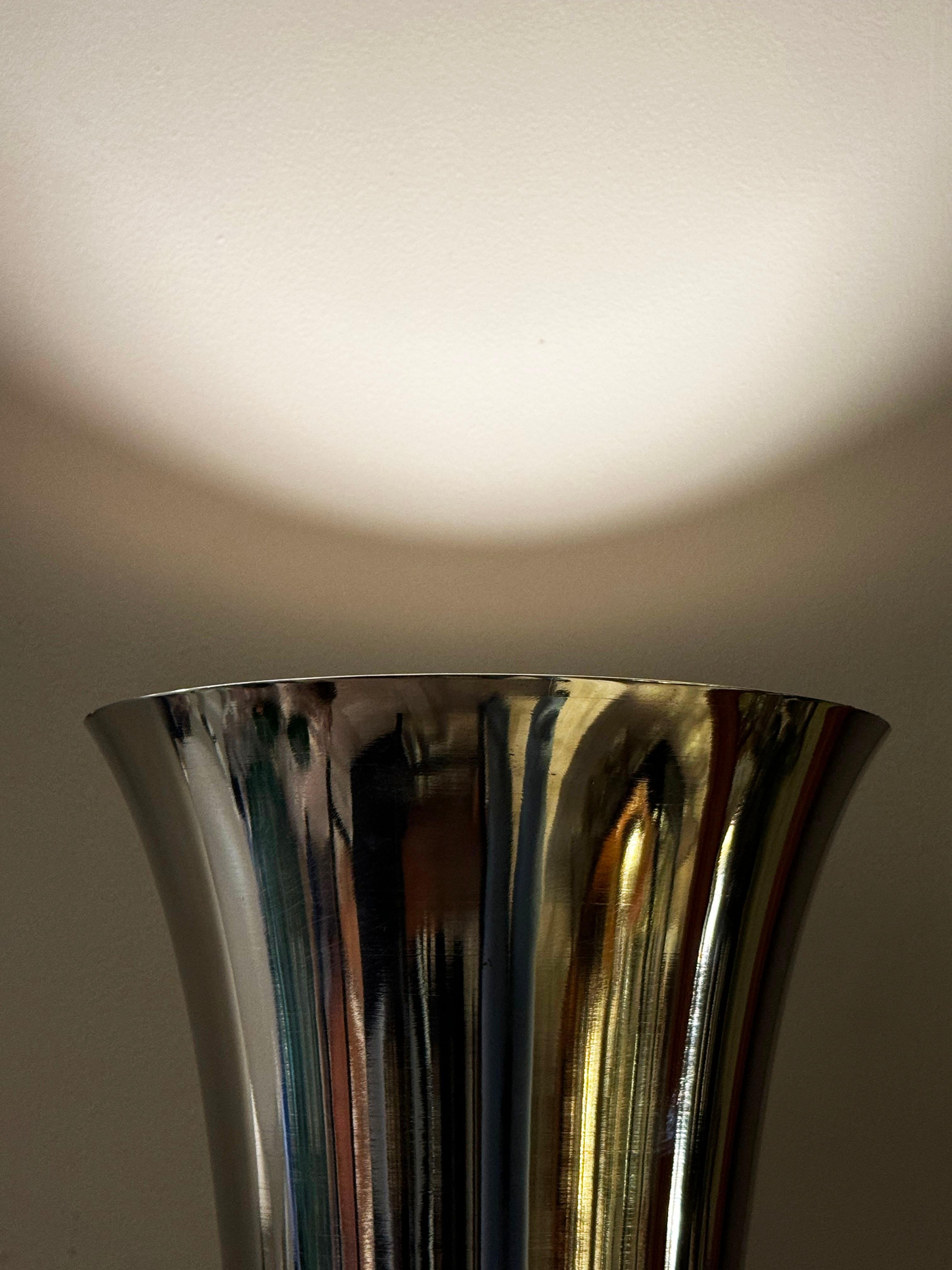 Lámpara Art Déco de bronce cromado y cristal de los años 20 en Bueno estado para la venta en Autonomous City Buenos Aires, CABA