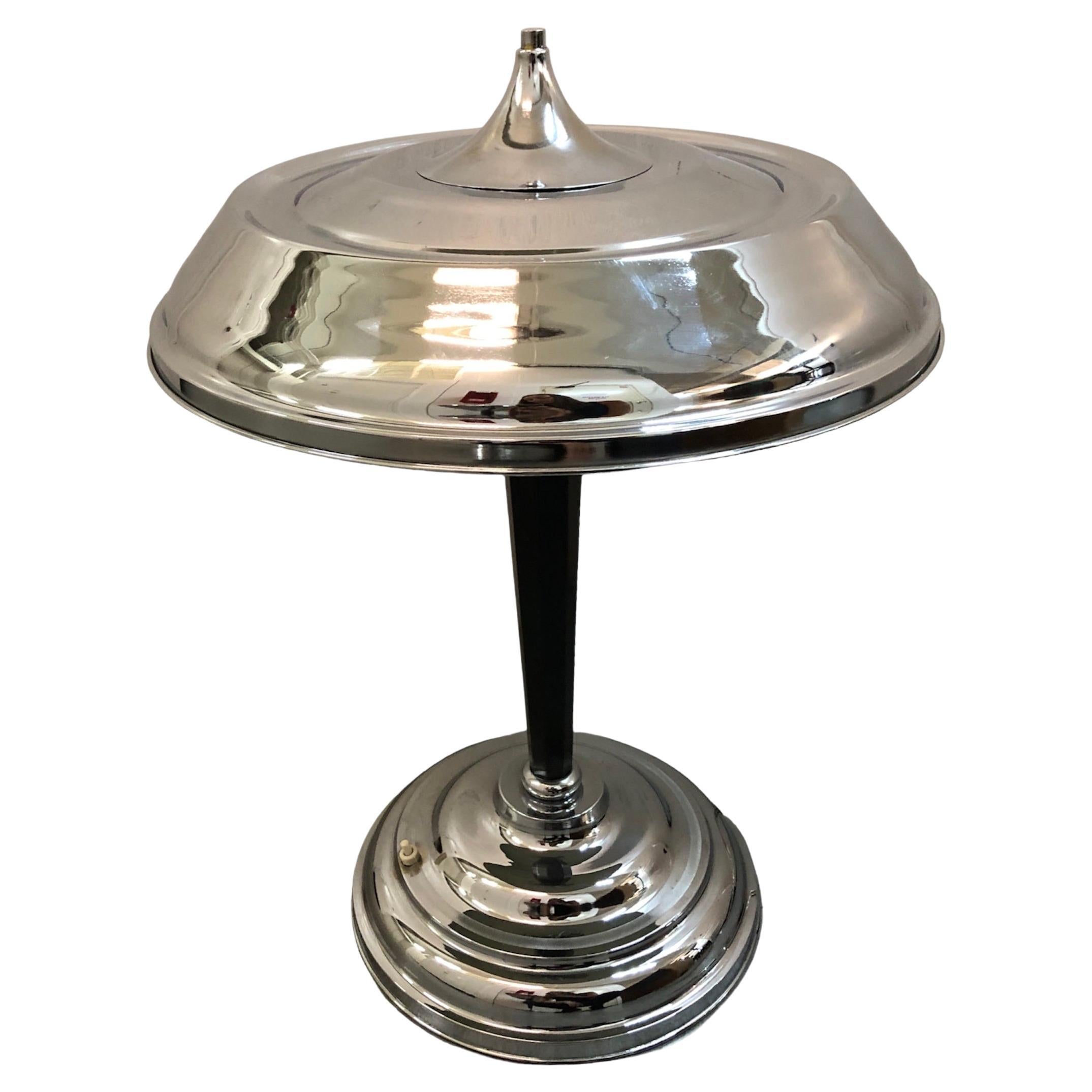 Art Deco Lamp in chrome and wood, 1930 For Sale