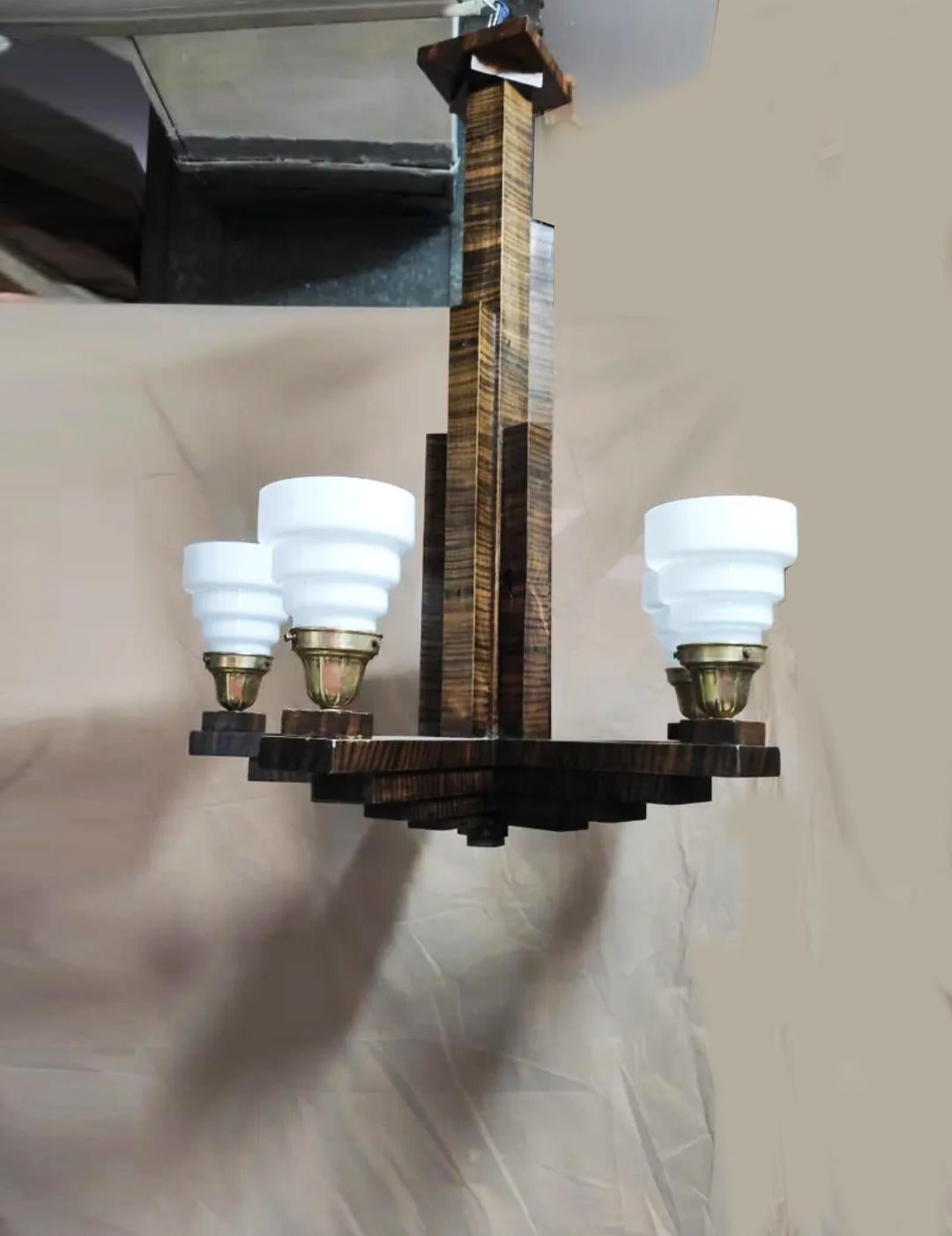 Art-Déco-Lampe oder Kronleuchter, spektakulärer Coromandel-Wolkenkratzer, frühes 20. Jahrhundert im Angebot 12