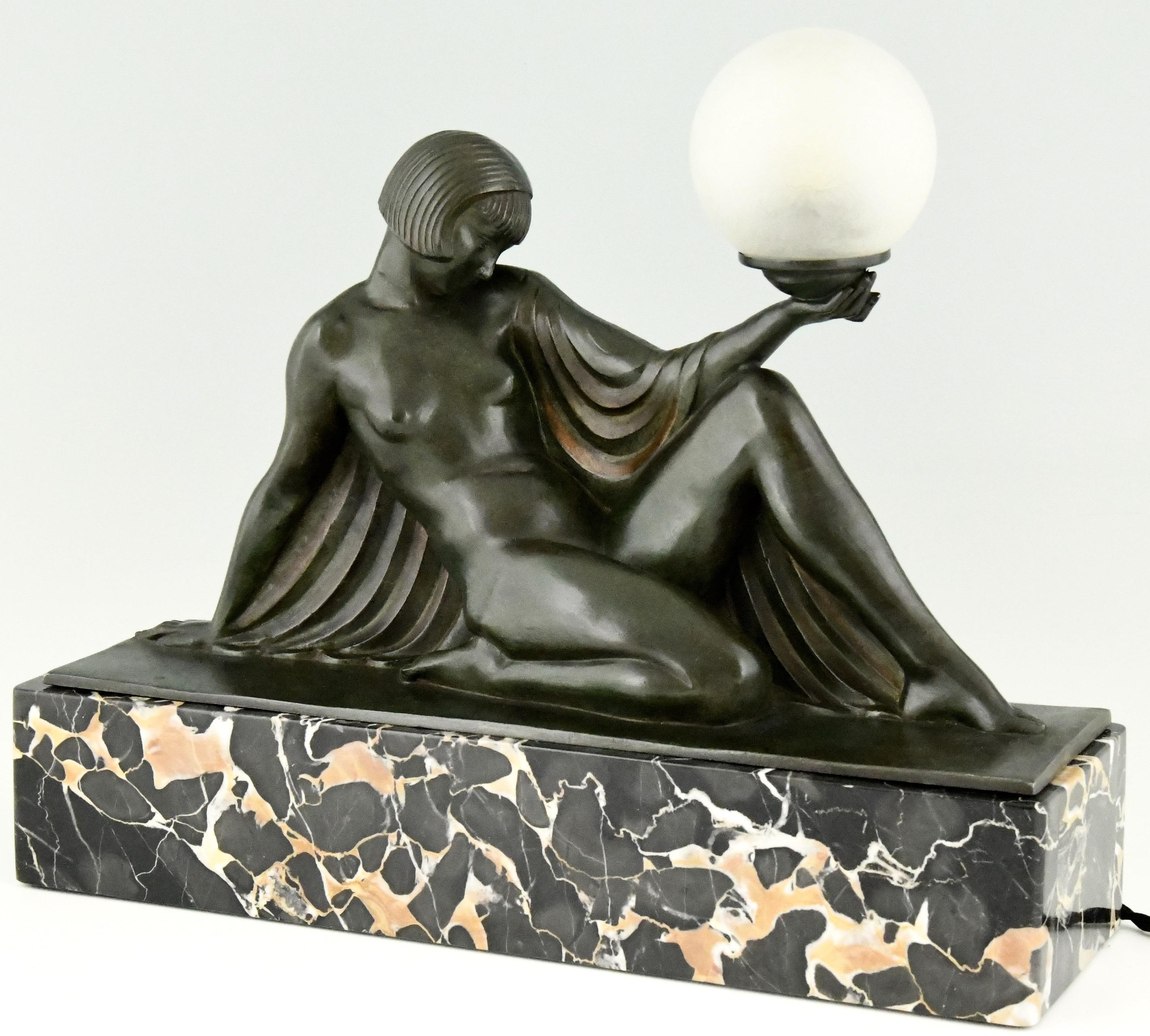 French Art Deco Lamp Seated Nude with Drape Guerbe & Daum for Max Le Verrier, Rèverie