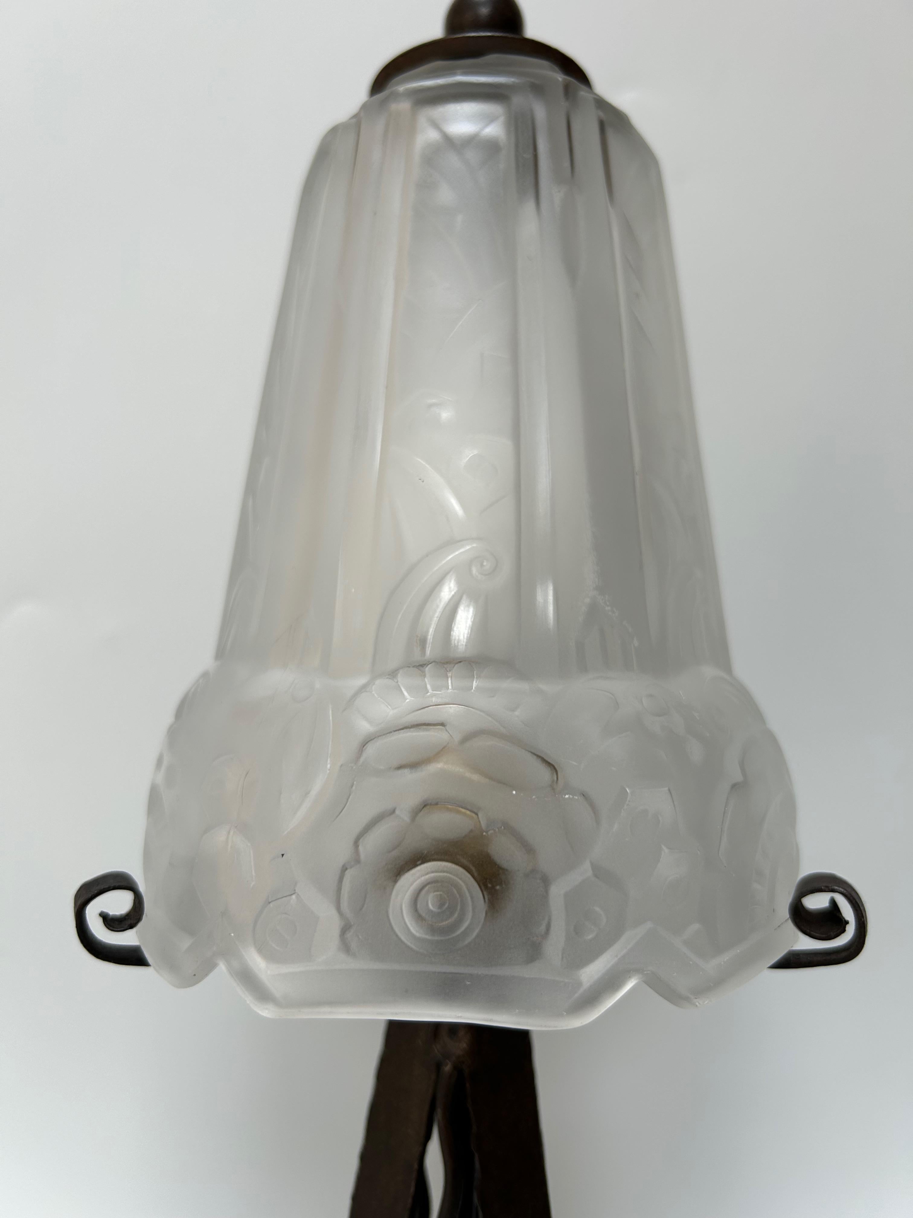 French Art Deco Lamp Signed Maynadier For Sale