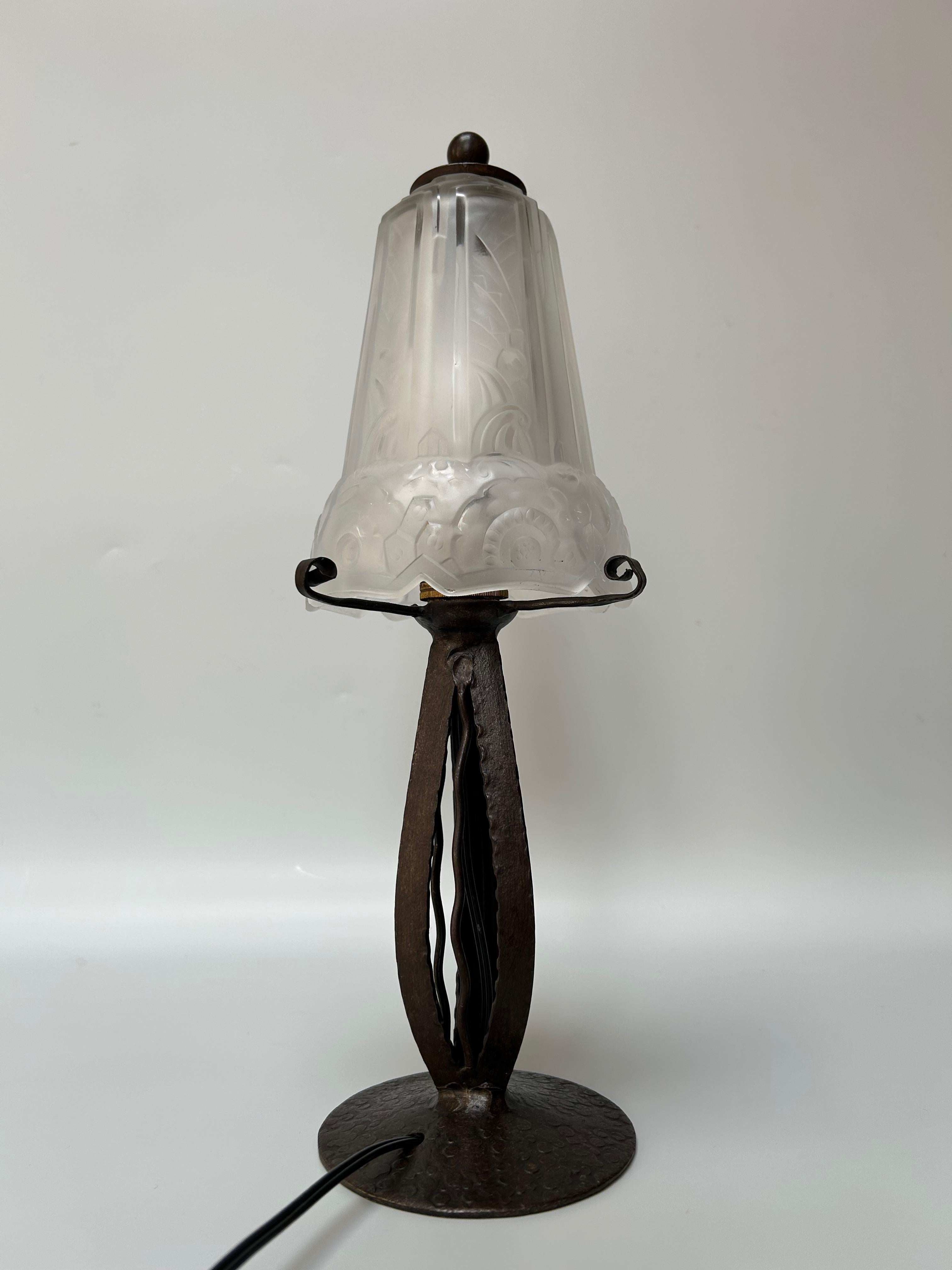 Art Deco Lamp Signed Maynadier For Sale 1