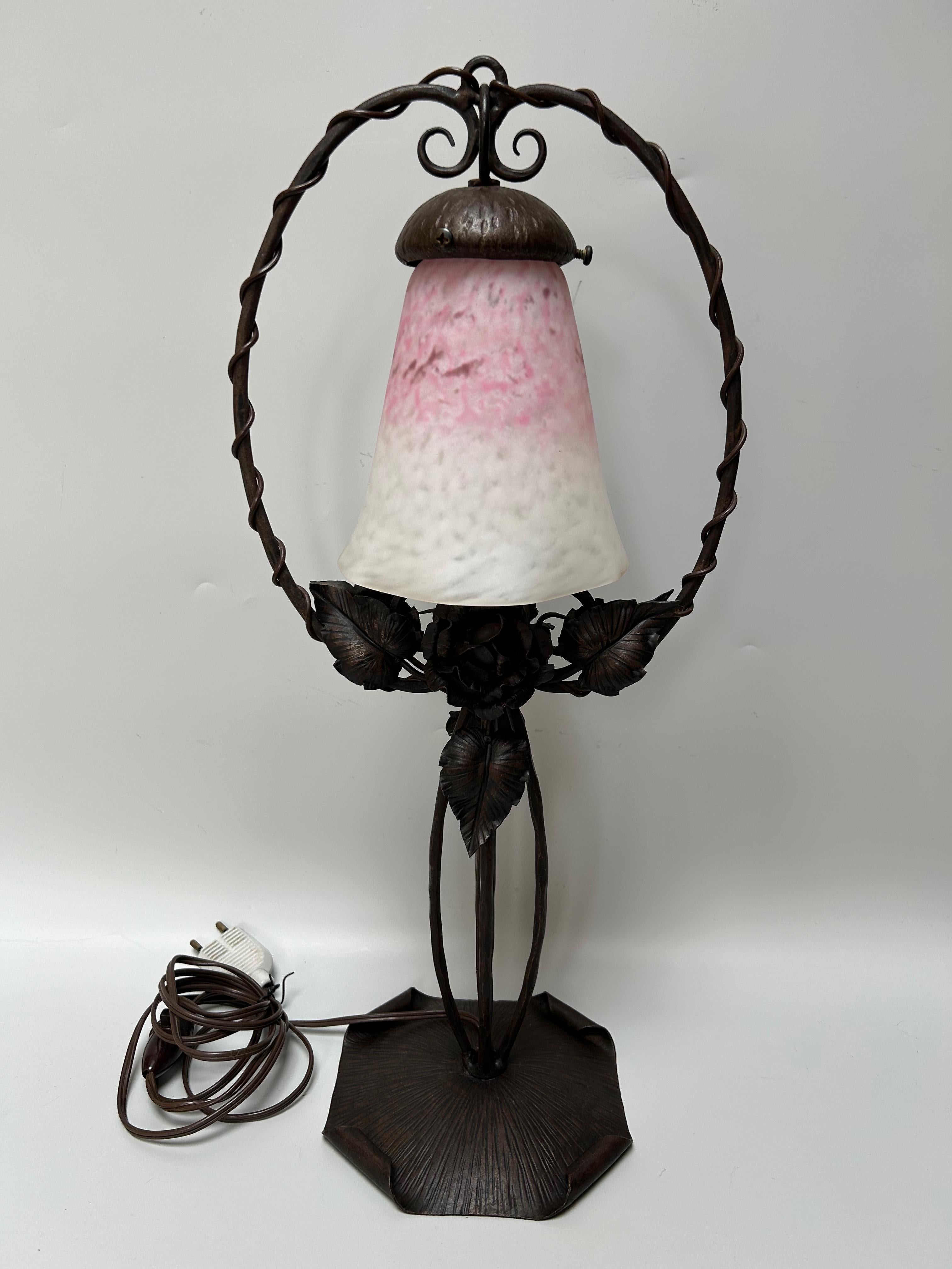 Art Deco Lamp Signed Schneider For Sale 4