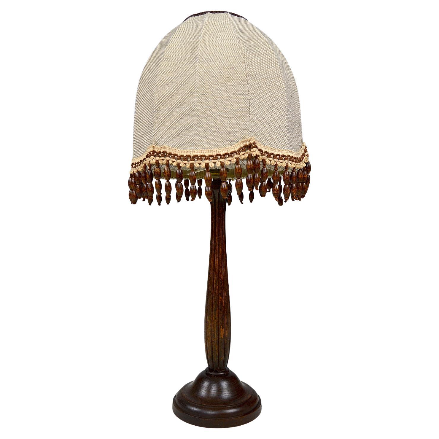 Art Deco Lamp with Fluted Base, France, circa 1925 For Sale