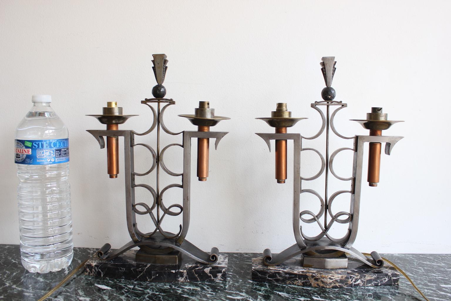 Art Déco Lamps In Wrought Iron For Sale 5