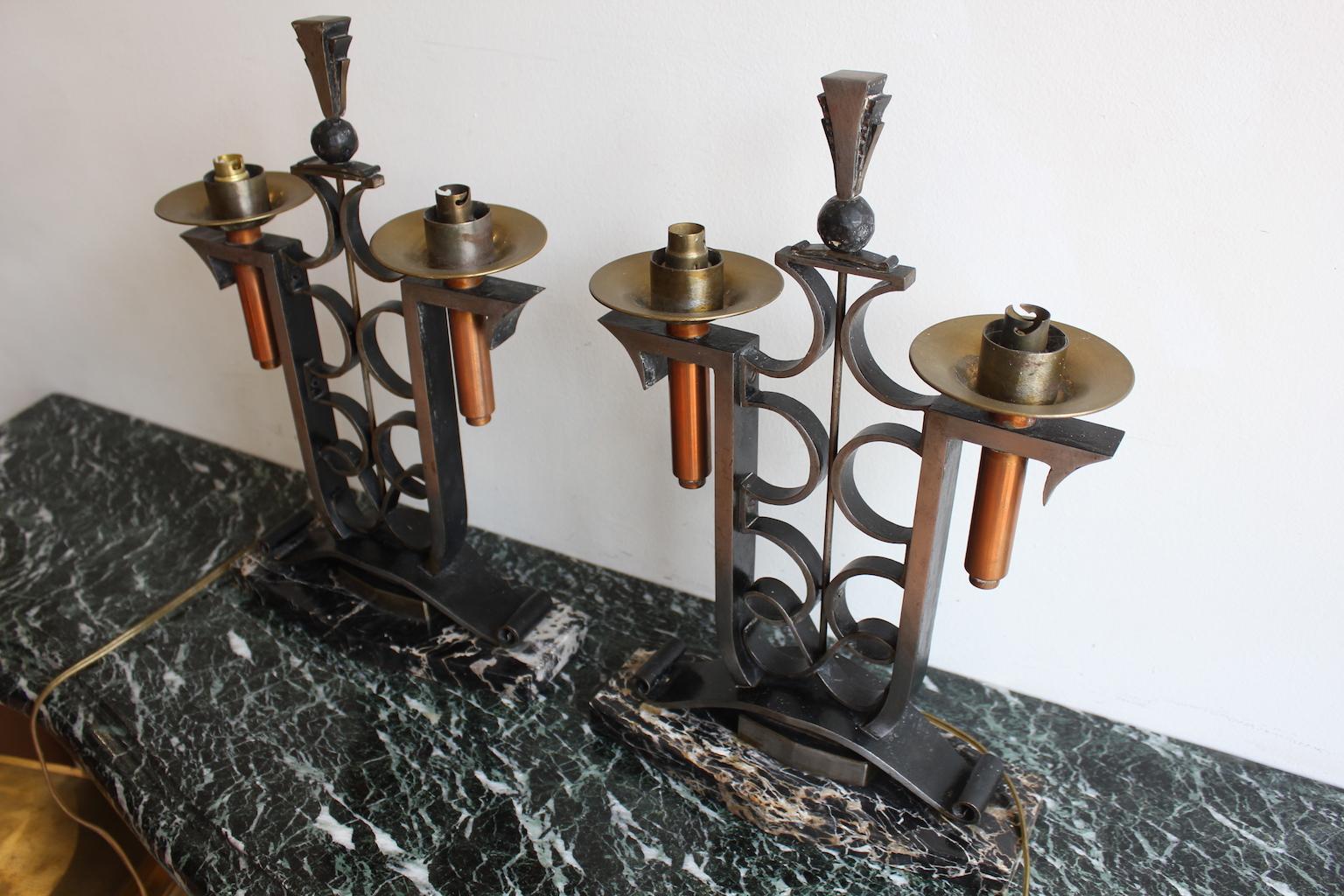 Art Déco Lamps In Wrought Iron For Sale 2