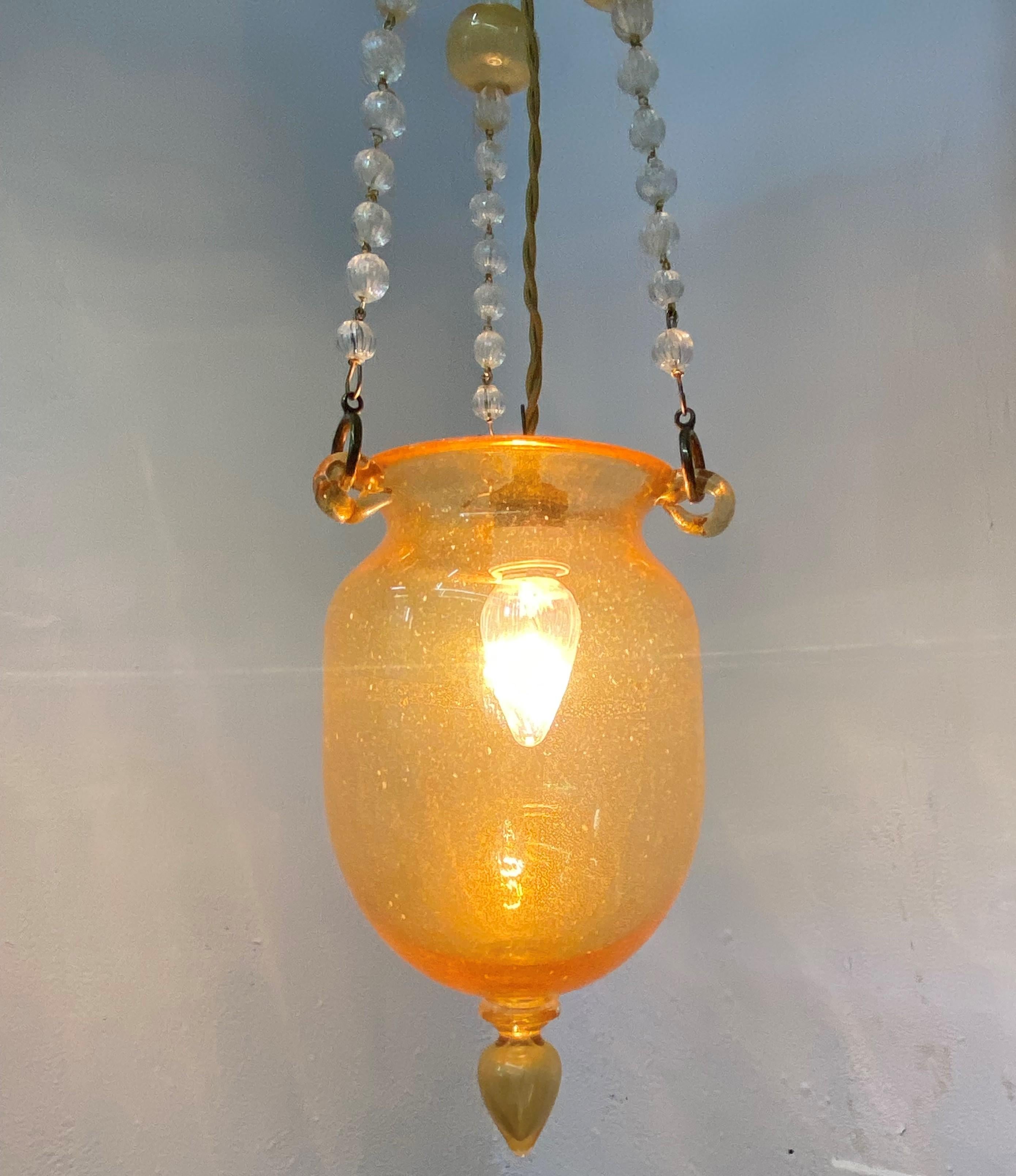 Art Deco Lantern in Murano Glass and Gold Leaf, Attr. to Barovier e Toso ca.1930 In Excellent Condition For Sale In Merida, Yucatan
