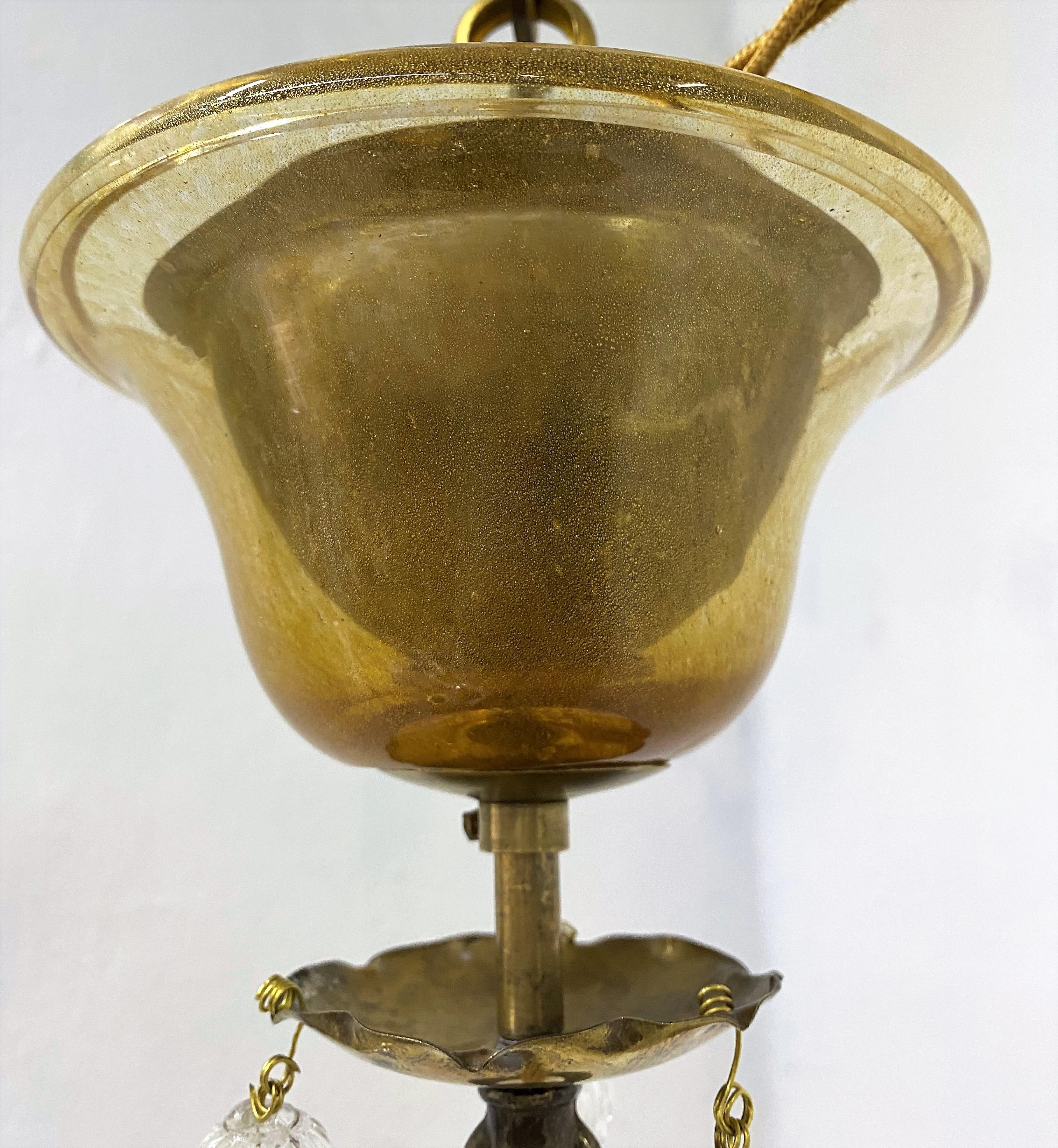 Art Deco Lantern in Murano Glass and Gold Leaf, Attr. to Barovier e Toso ca.1930 For Sale 3