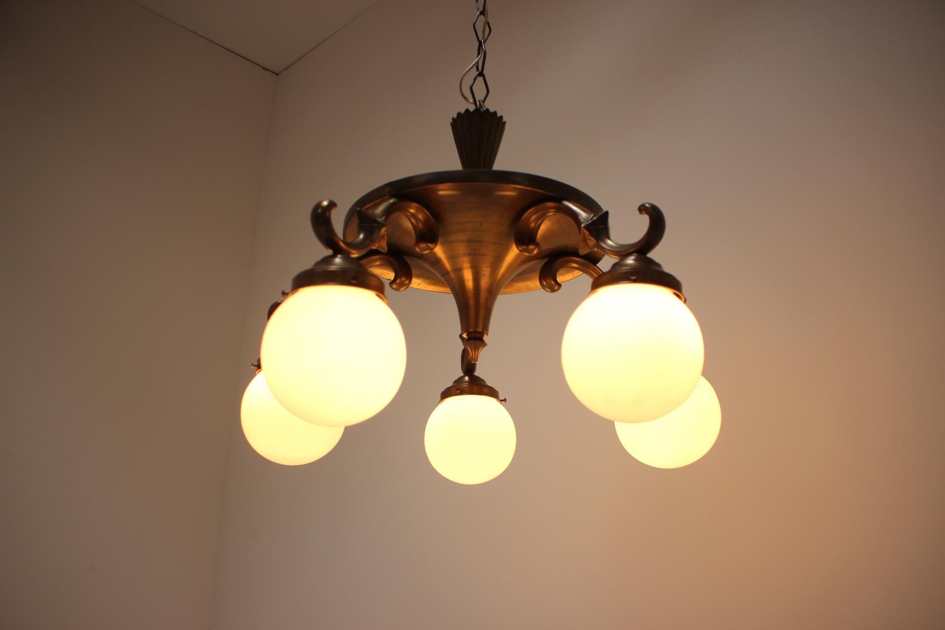 Art Deco Large 5-Flamming Chandelier, 1930s For Sale 8