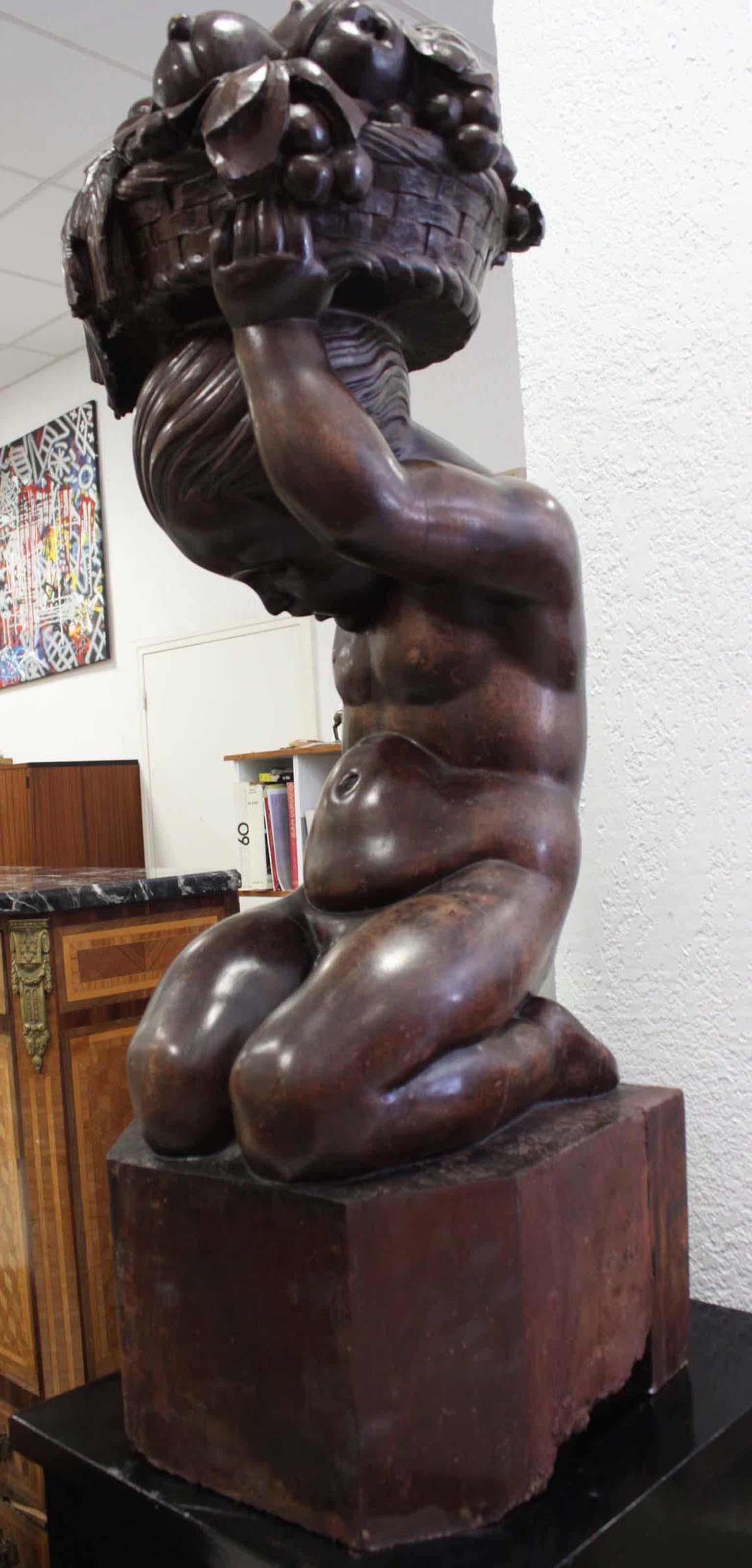 Art Deco Large Carved Wood Sculpture In Good Condition For Sale In Marseille, FR
