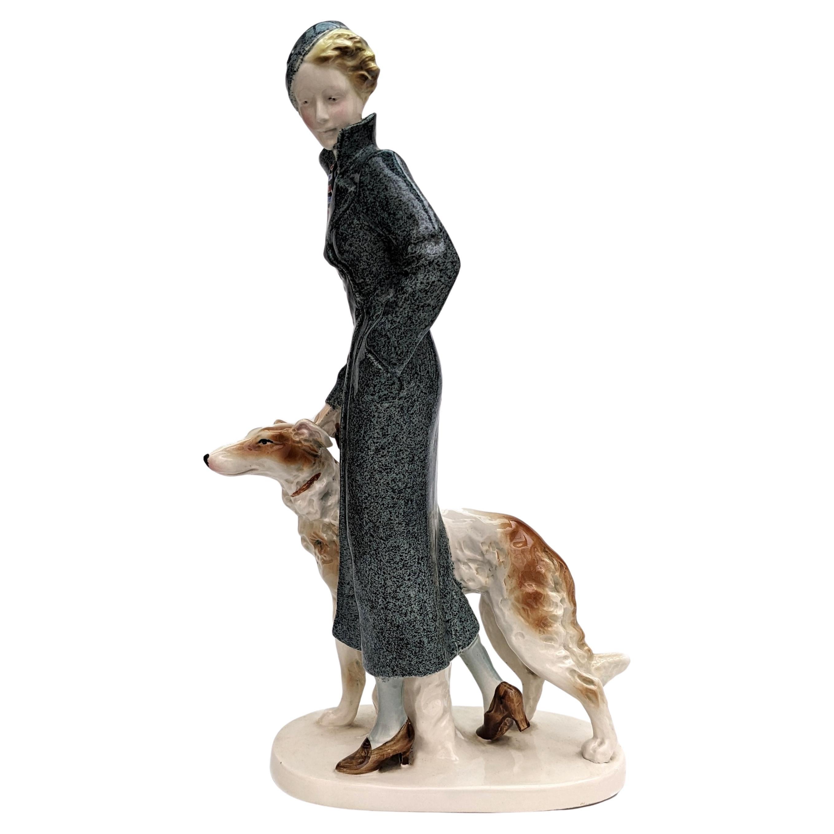 Grande figurine et chien en céramique Art déco, allemande, vers 1930