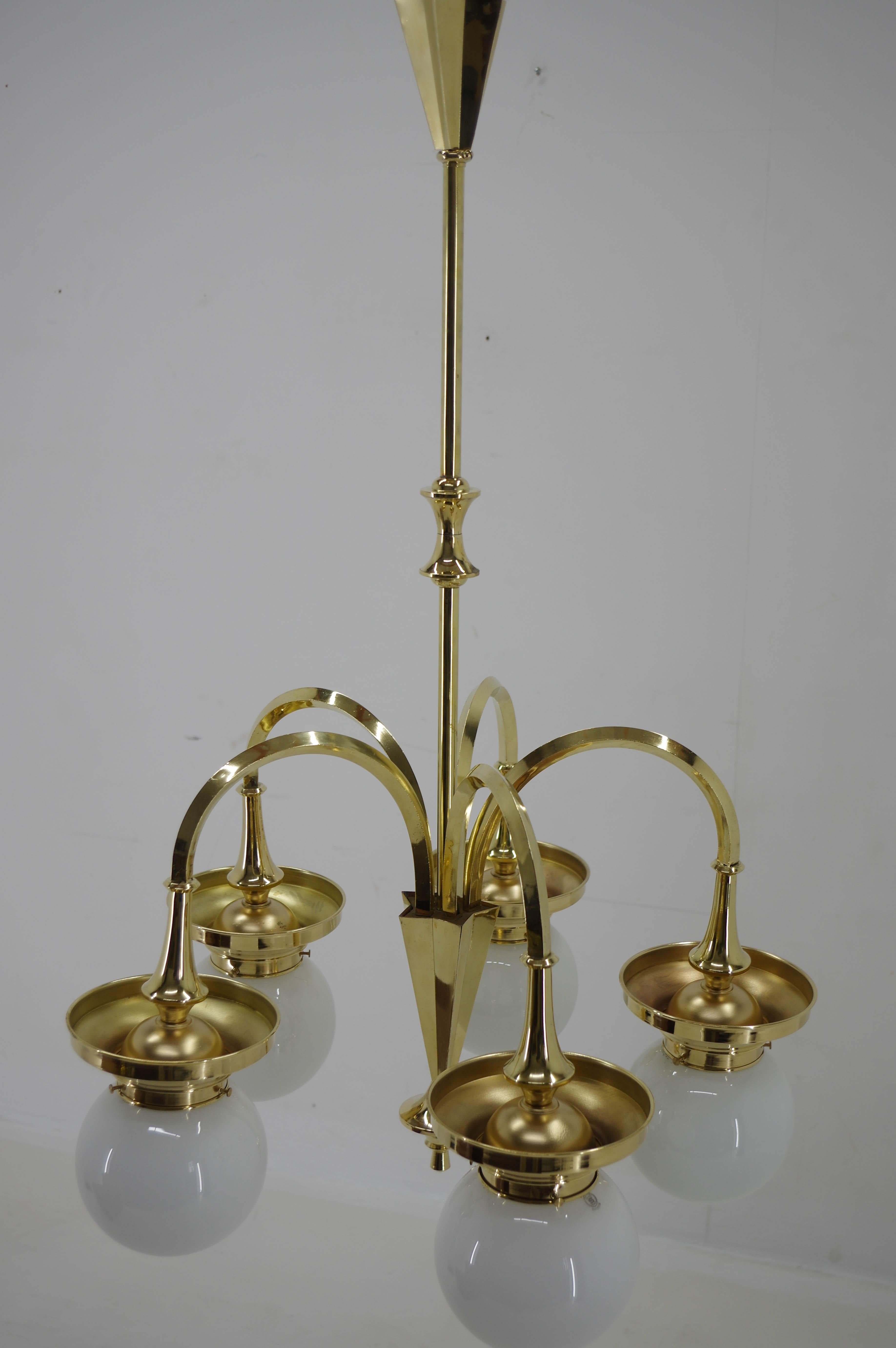 Art Deco Large Chandelier, 1920s, Restored In Good Condition For Sale In Praha, CZ