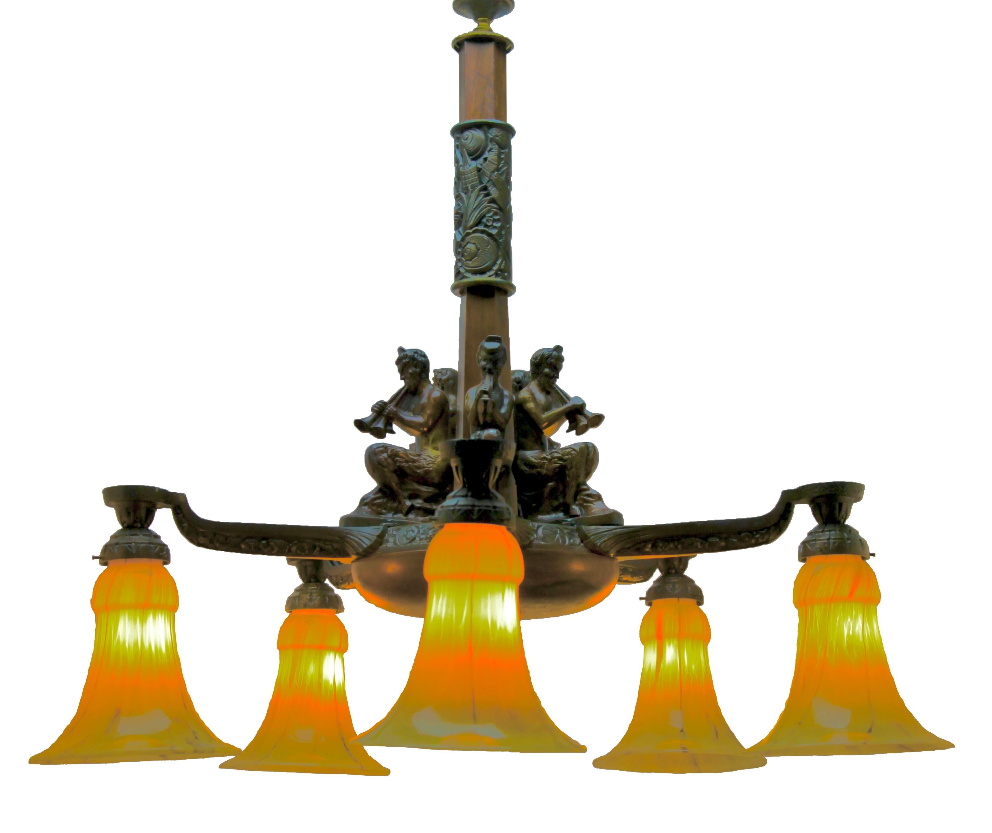 Art Deco Large Chandelier Cast Bronze Five Mounts and with Wooden Details In Good Condition For Sale In Verviers, BE