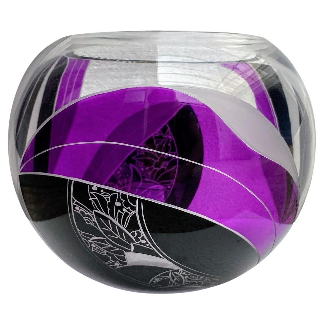Grand vase circulaire Art Déco, République tchèque, vers 1930 Bon état - En vente à Devon, England