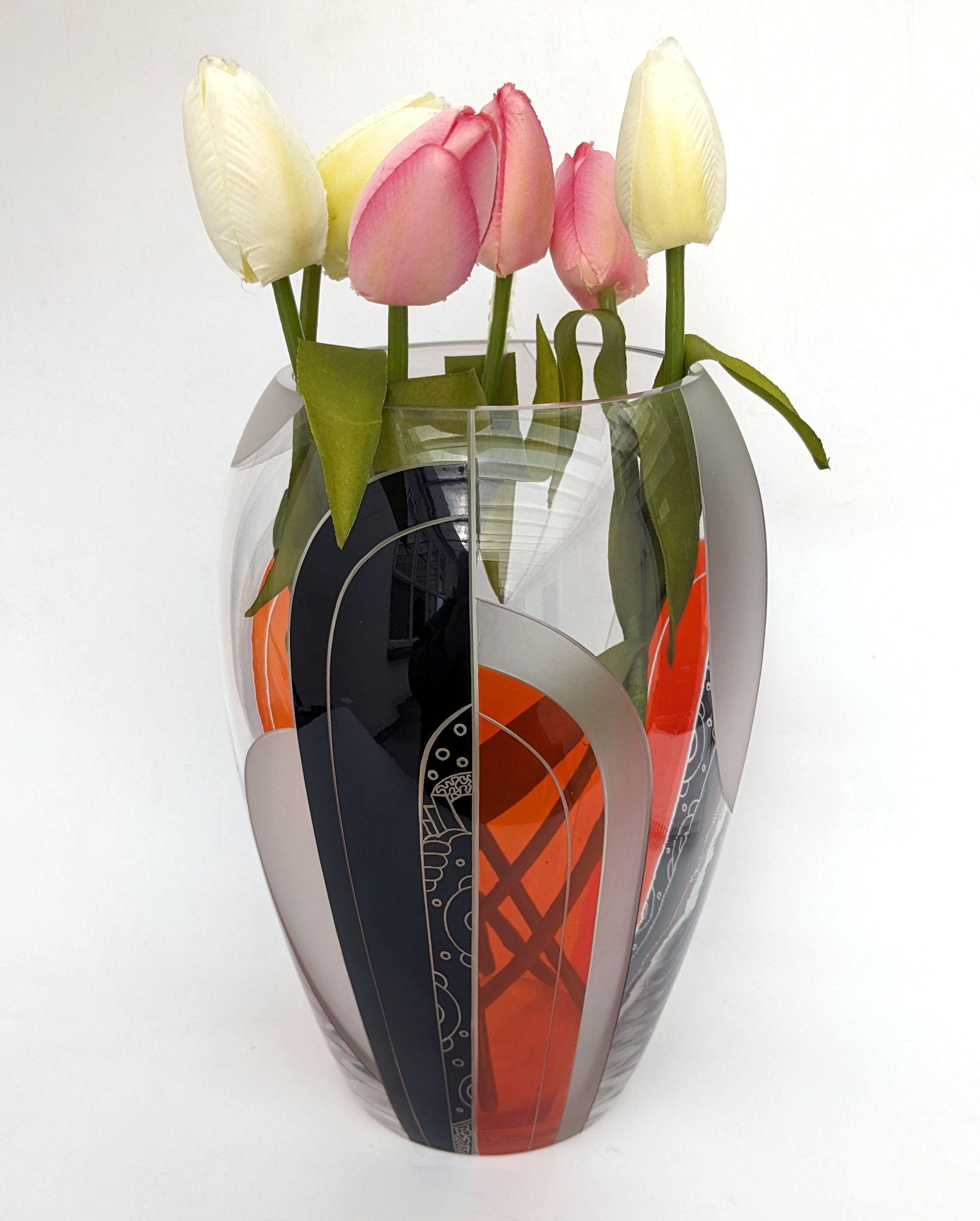 Grand vase en verre tchèque Art Déco, vers 1930 en vente 1
