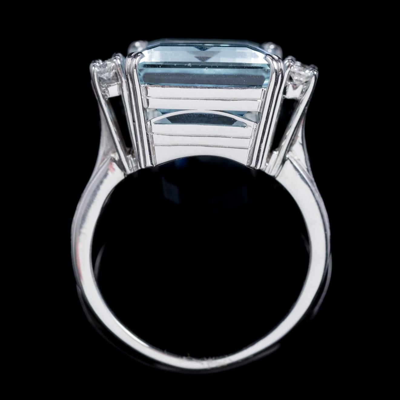 Art Deco Large Emerald Cut Aquamarine Diamond Ring Platinum, circa 1920 1