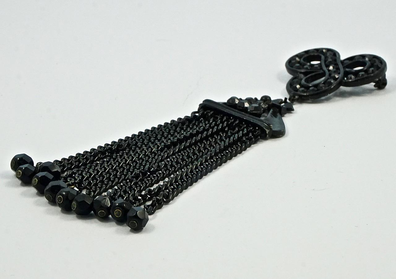Art Deco Large Hand Cut French Jet Brooch with Long Black Chain Tassels For Sale 2