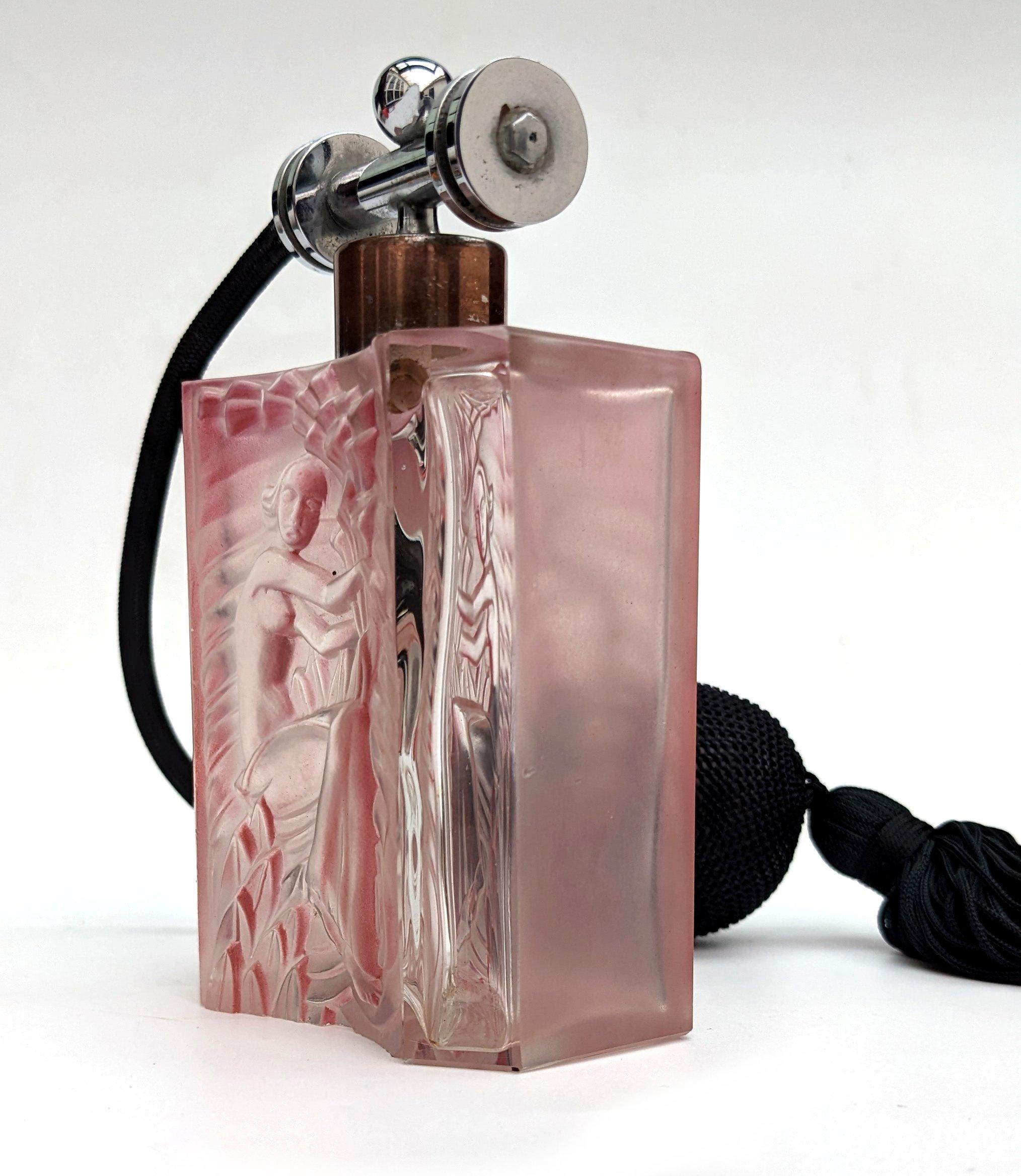 20th Century Art Deco Large Glass Perfume Atomizer, c1930