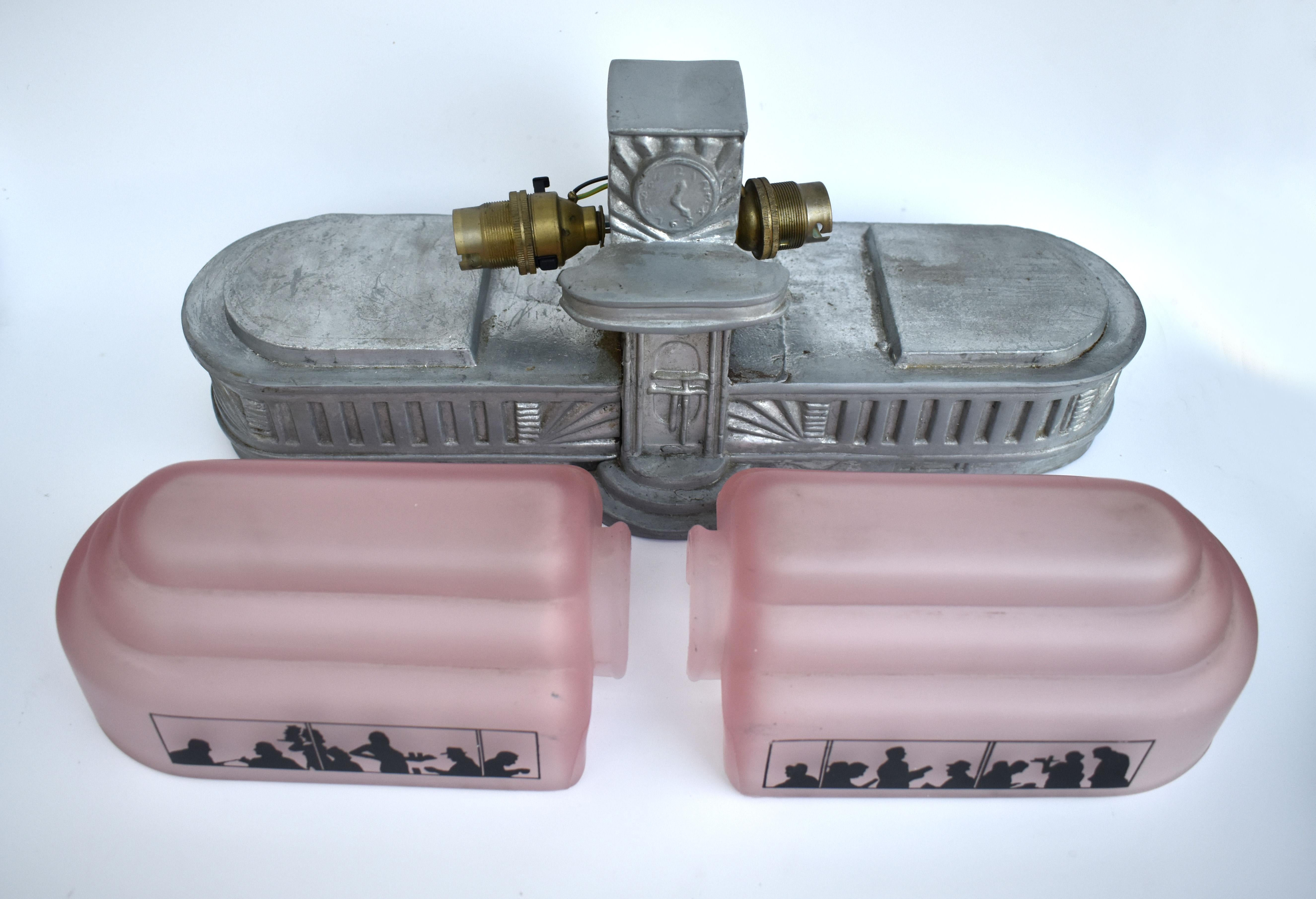 Art Deco Large Odeon Dining Carriage Lamp Light, c1930 In Good Condition For Sale In Devon, England