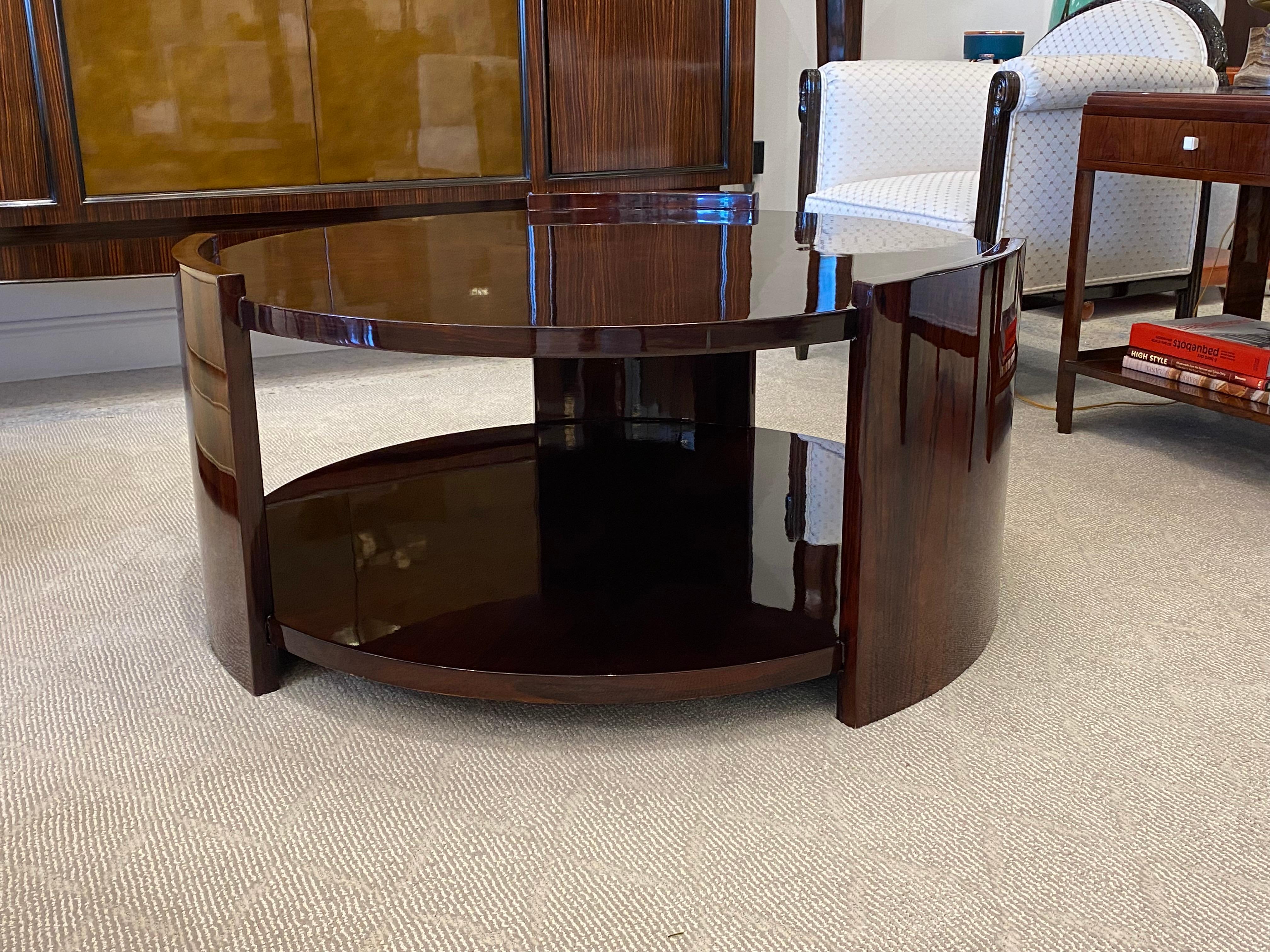 Veneer Art Deco Large Rosewood Round Coffee Table