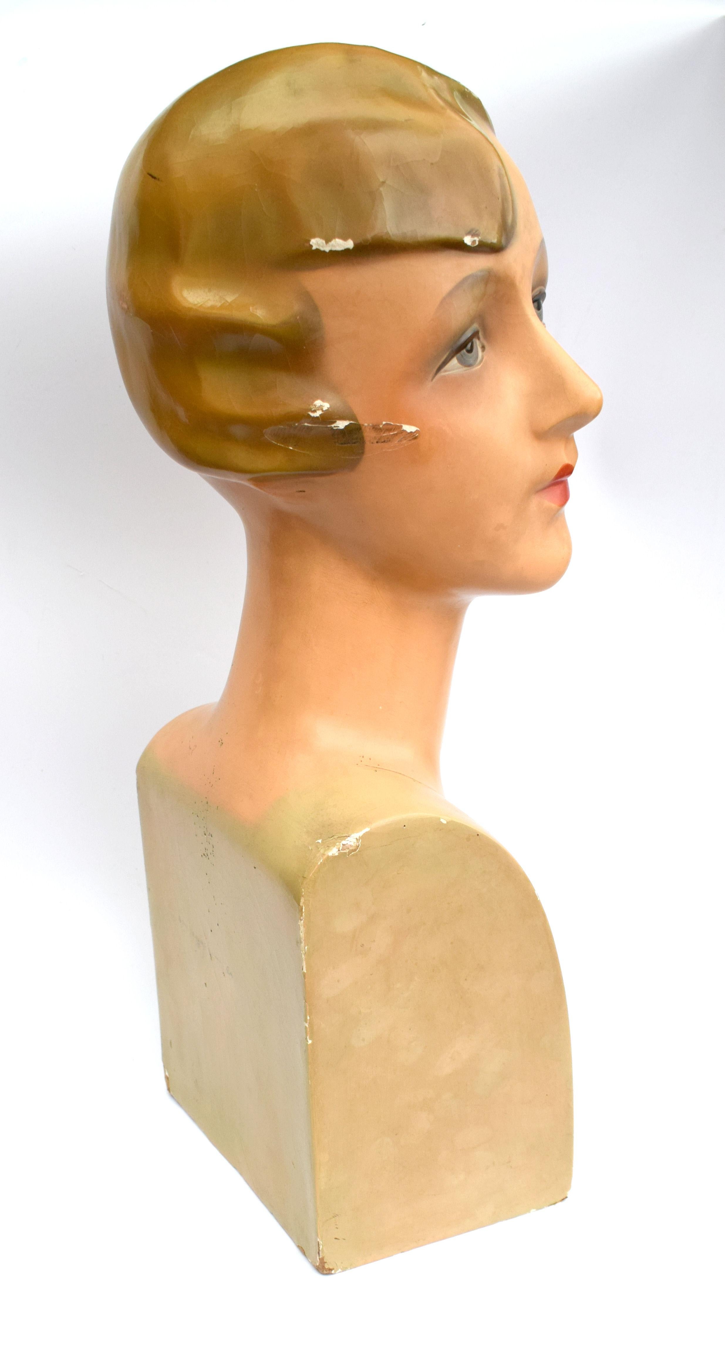 Art Deco Large Shop Counter Mannequin, circa 1930s In Good Condition In Devon, England