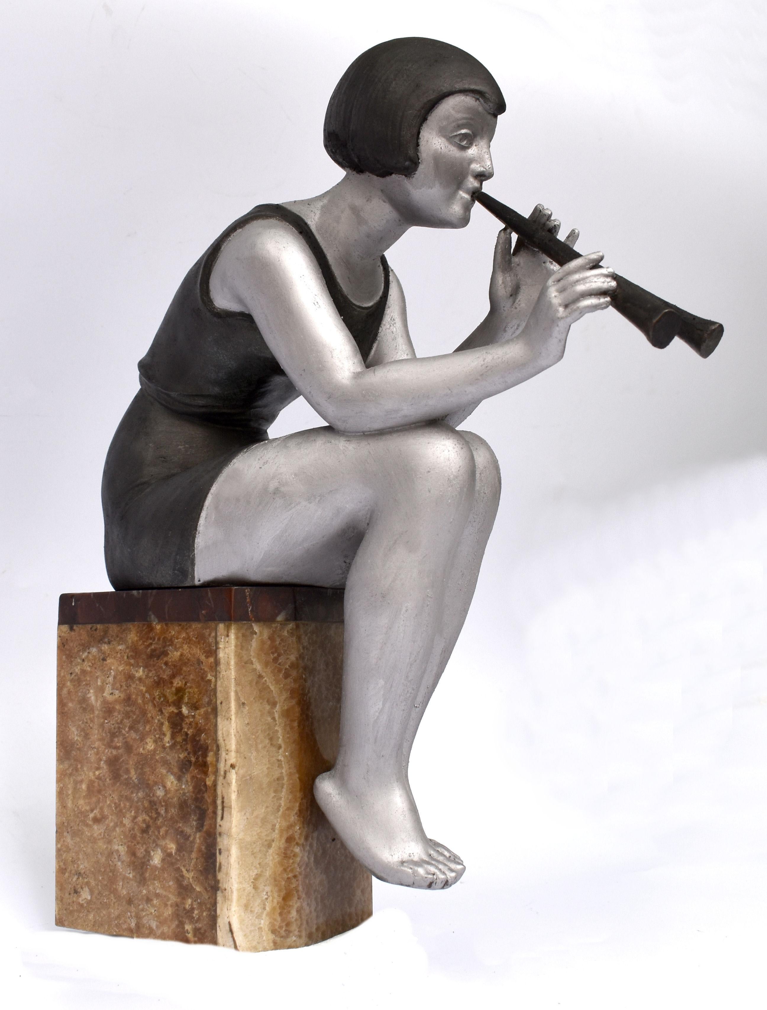 Große Art-déco-Figur aus Zinn, Französisch, um 1930 (20. Jahrhundert) im Angebot