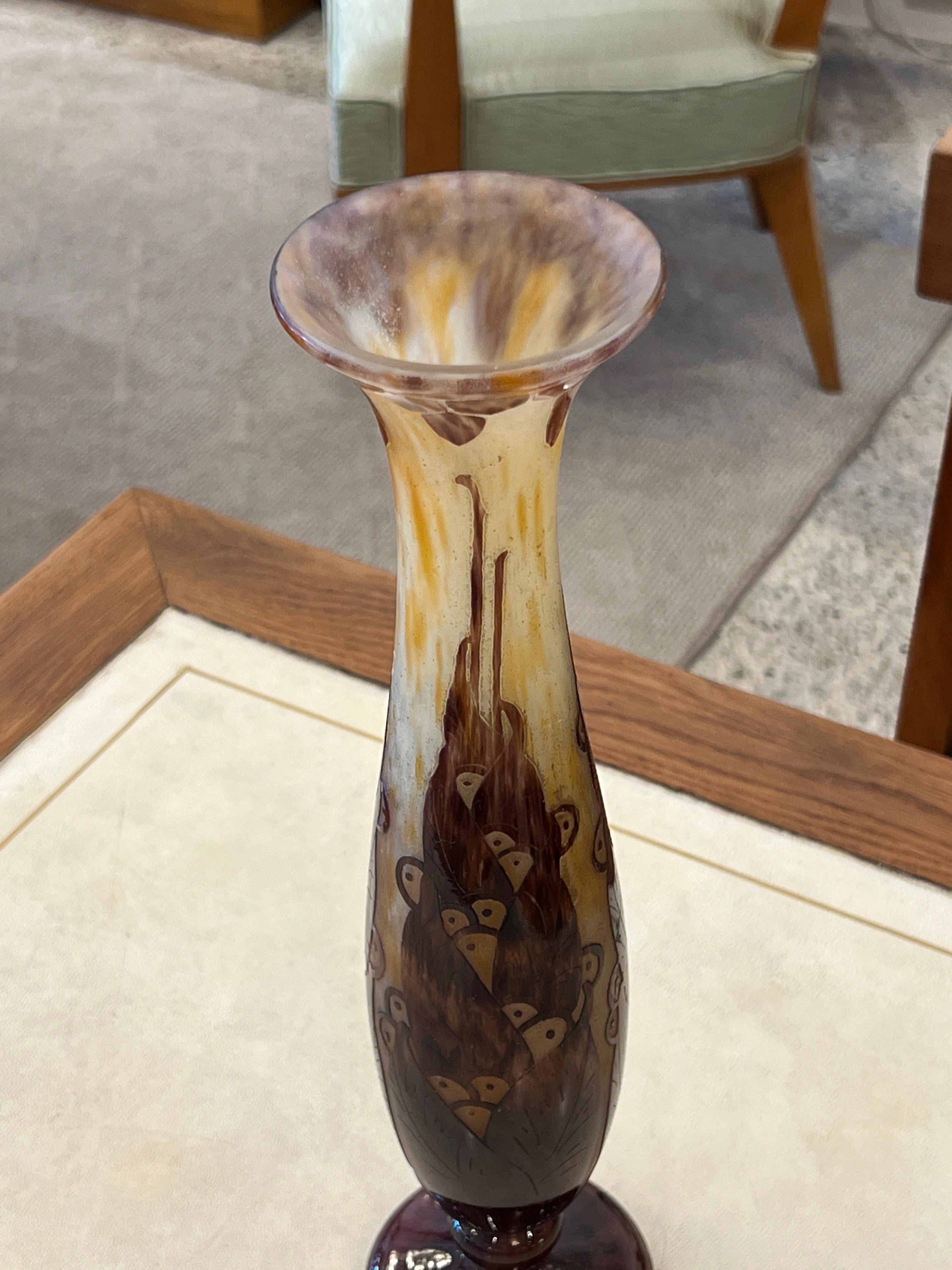 Art Deco Lauriers Glass Vase by Le Verre Francais In Good Condition In Miami, FL