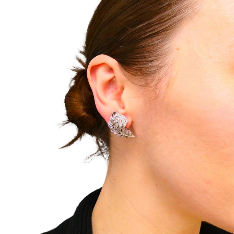 Women's Art Deco Leaf Shaped Earrings Diamond Platinum Estate Jewelry For Sale