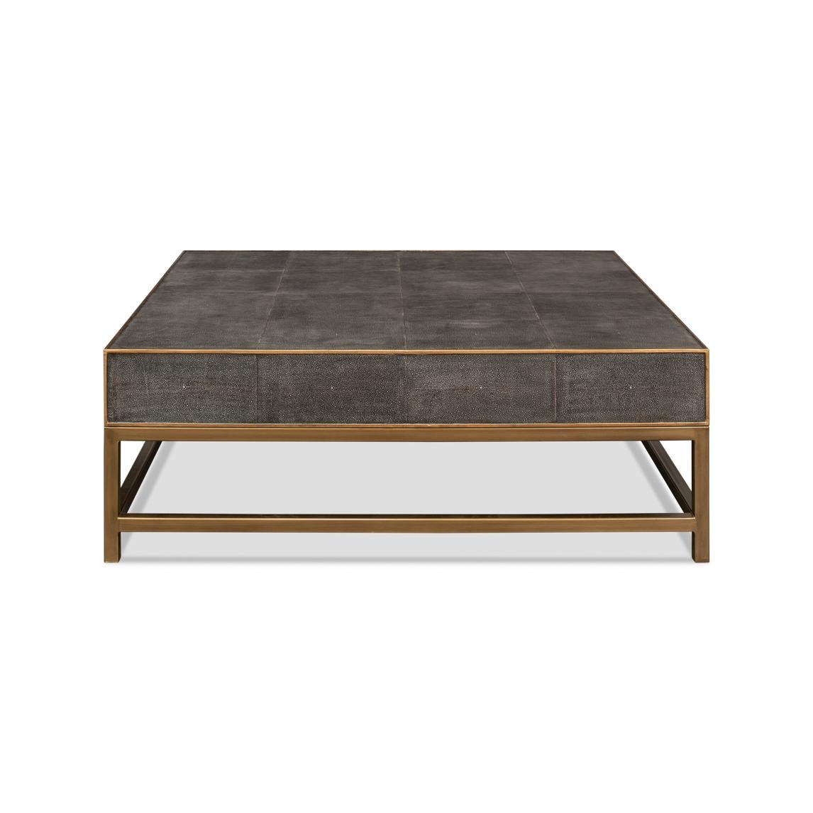 Table basse Art déco en cuir gris antique en vente 1