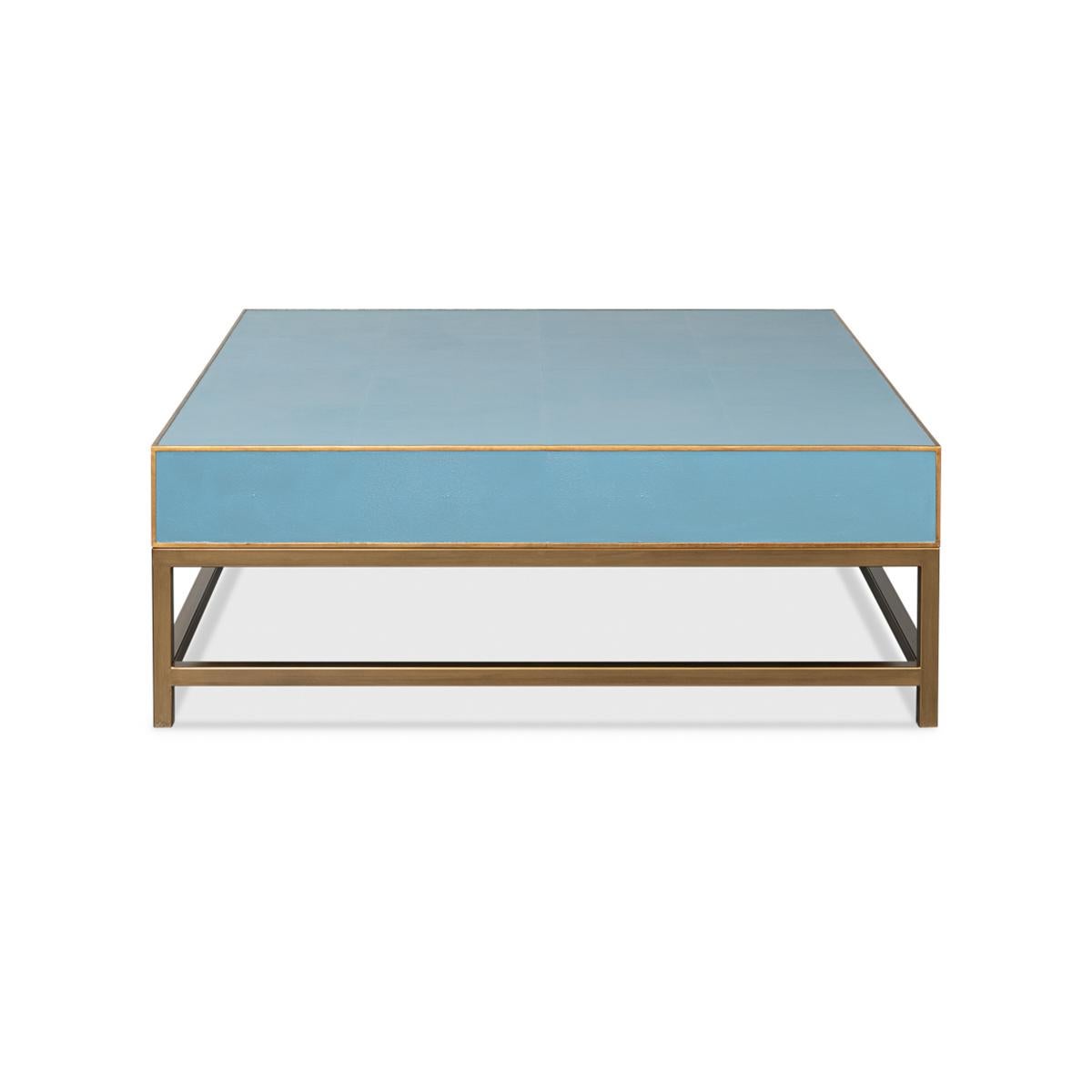 Art-Déco-Couchtisch aus Leder in Chambray-Blau im Angebot 1