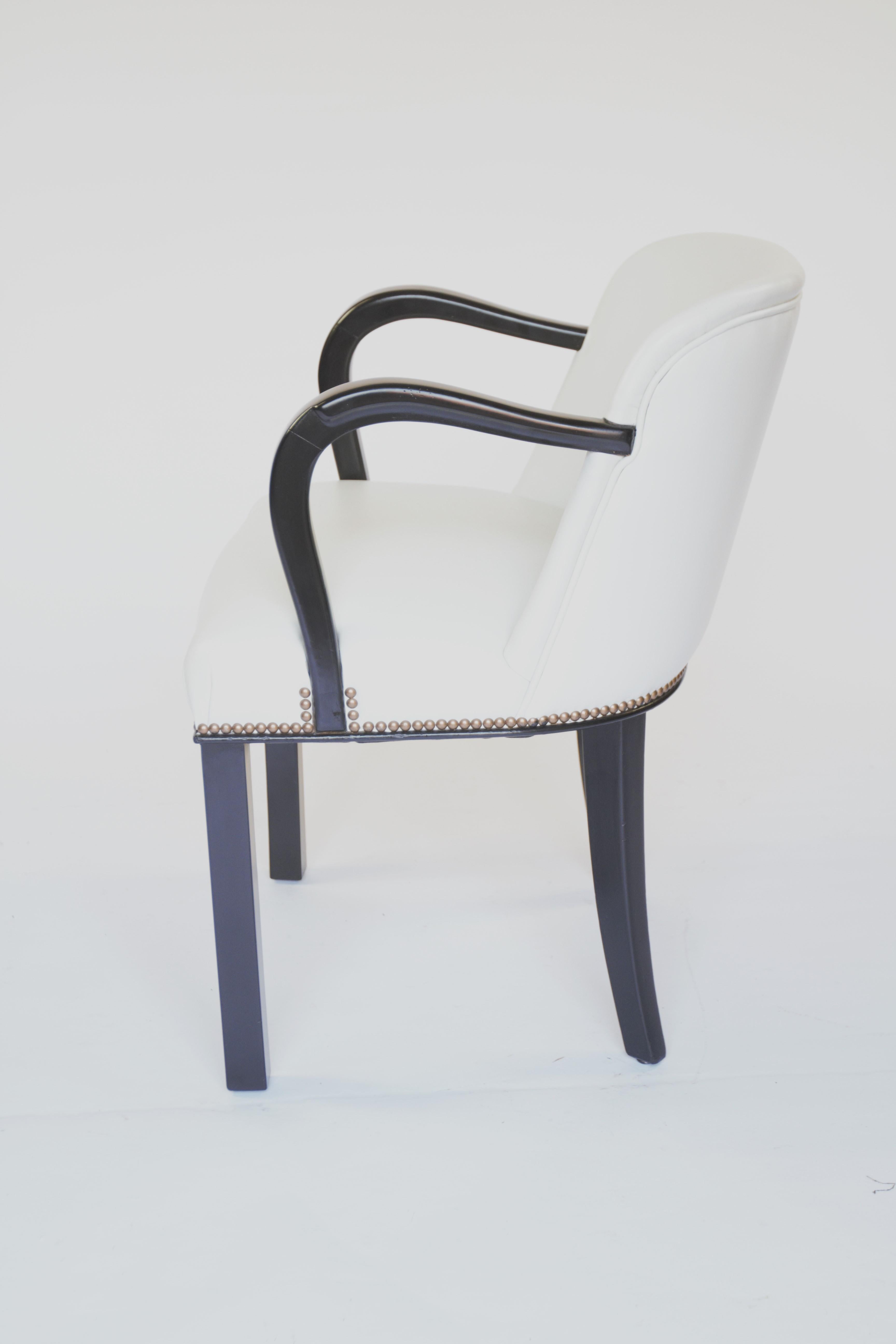 Art Deco Leder Schreibtisch Ellenbogenstuhl circa 1930s (Britisch) im Angebot