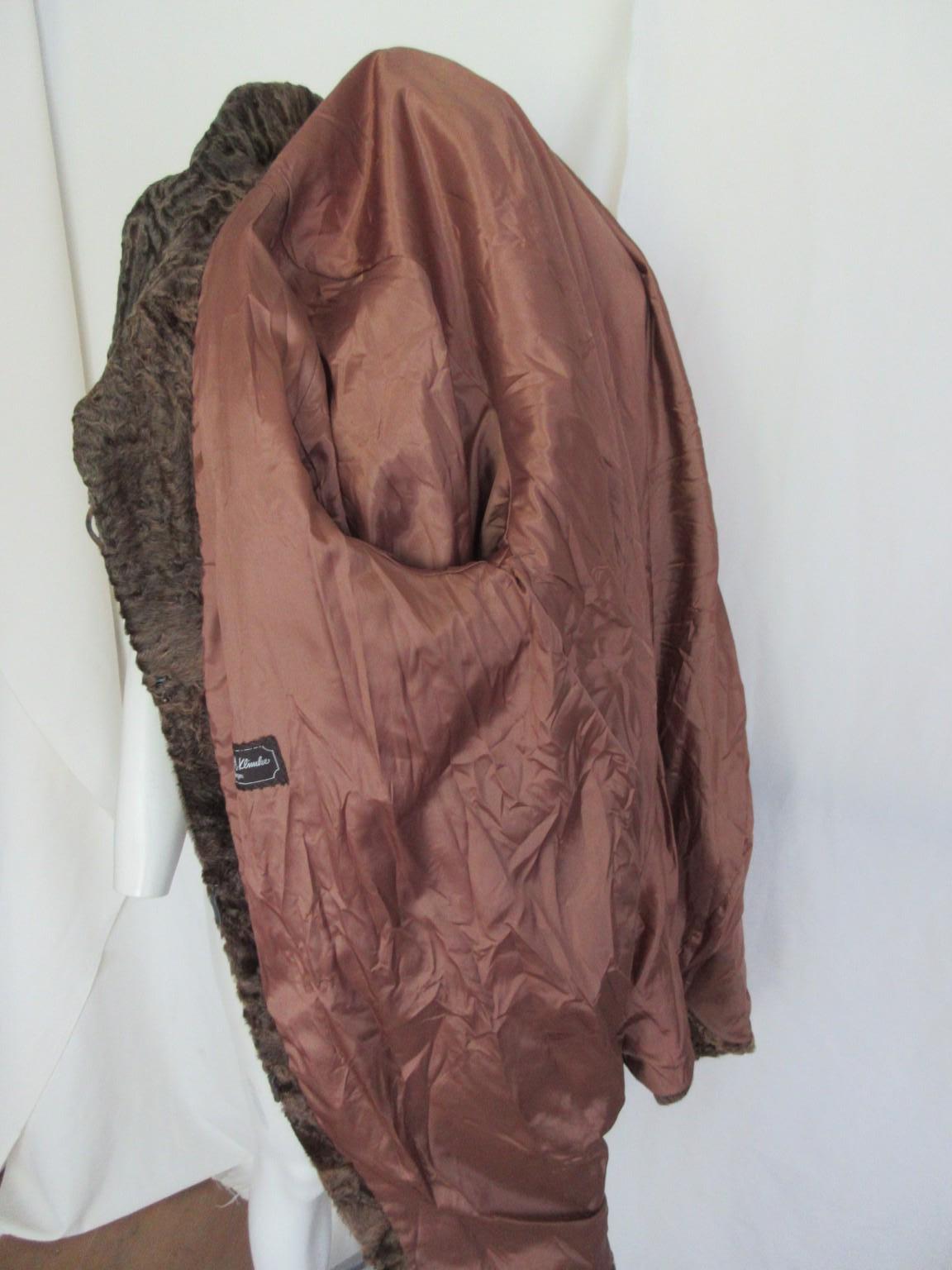Manteau Art Déco en cuir et fourrure d'agneau de Perse en vente 2
