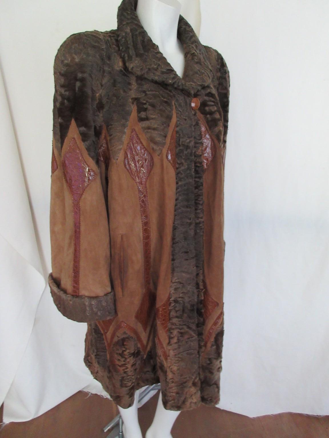 Manteau Art Déco en cuir et fourrure d'agneau de Perse en vente 4
