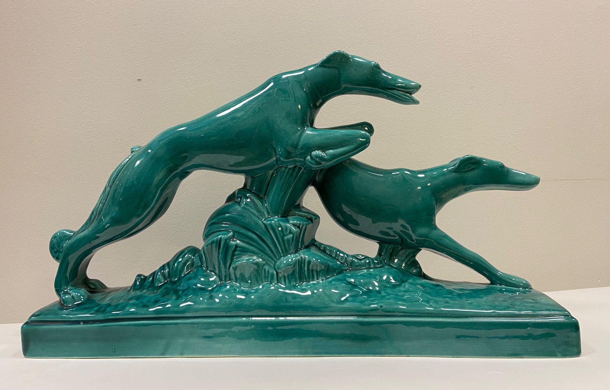 Art Deco Lemanceau Greyhounds Green Ceramic Sculpture In Good Condition In Valladolid, ES