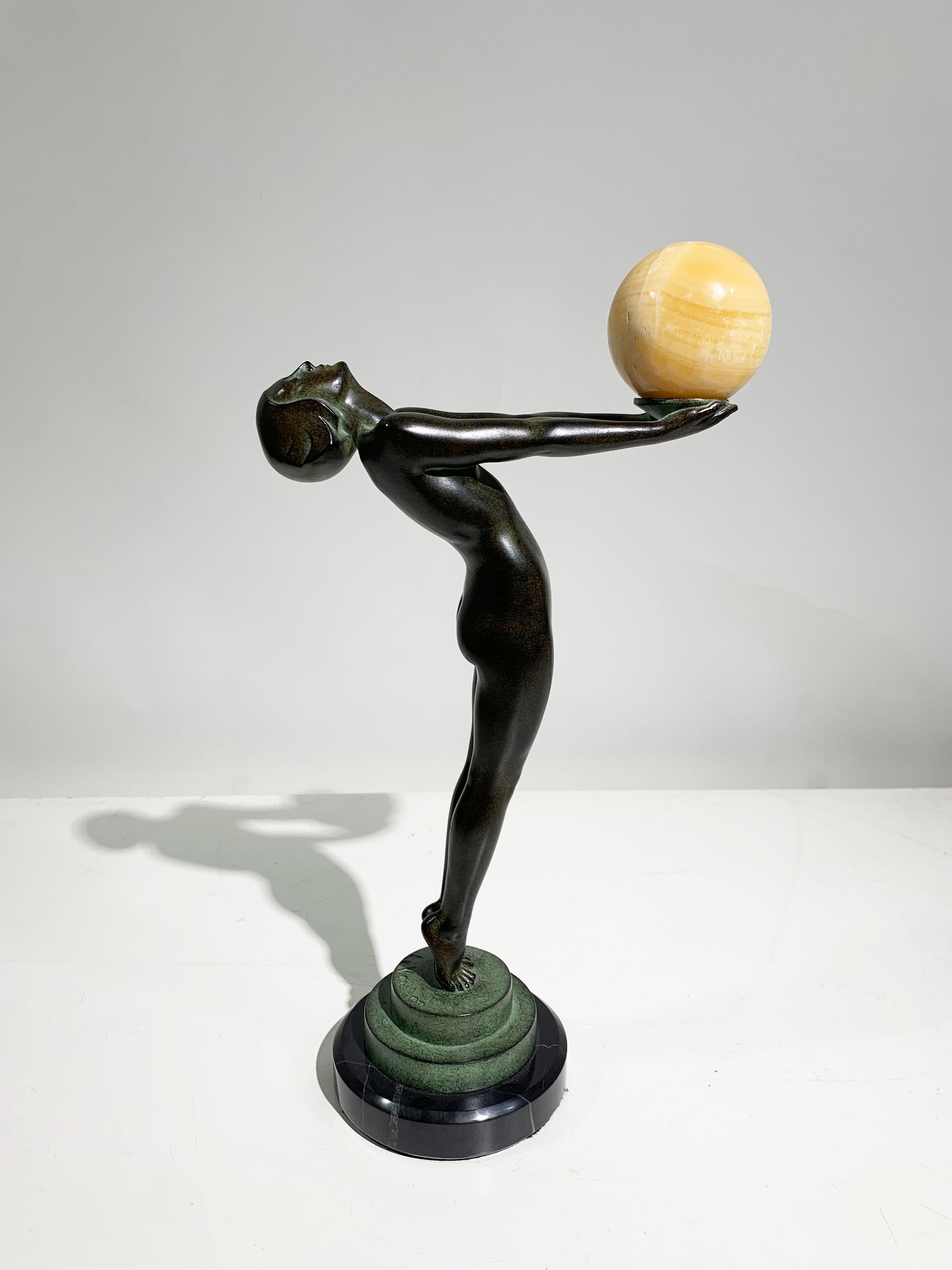 Escultura Art Decó 