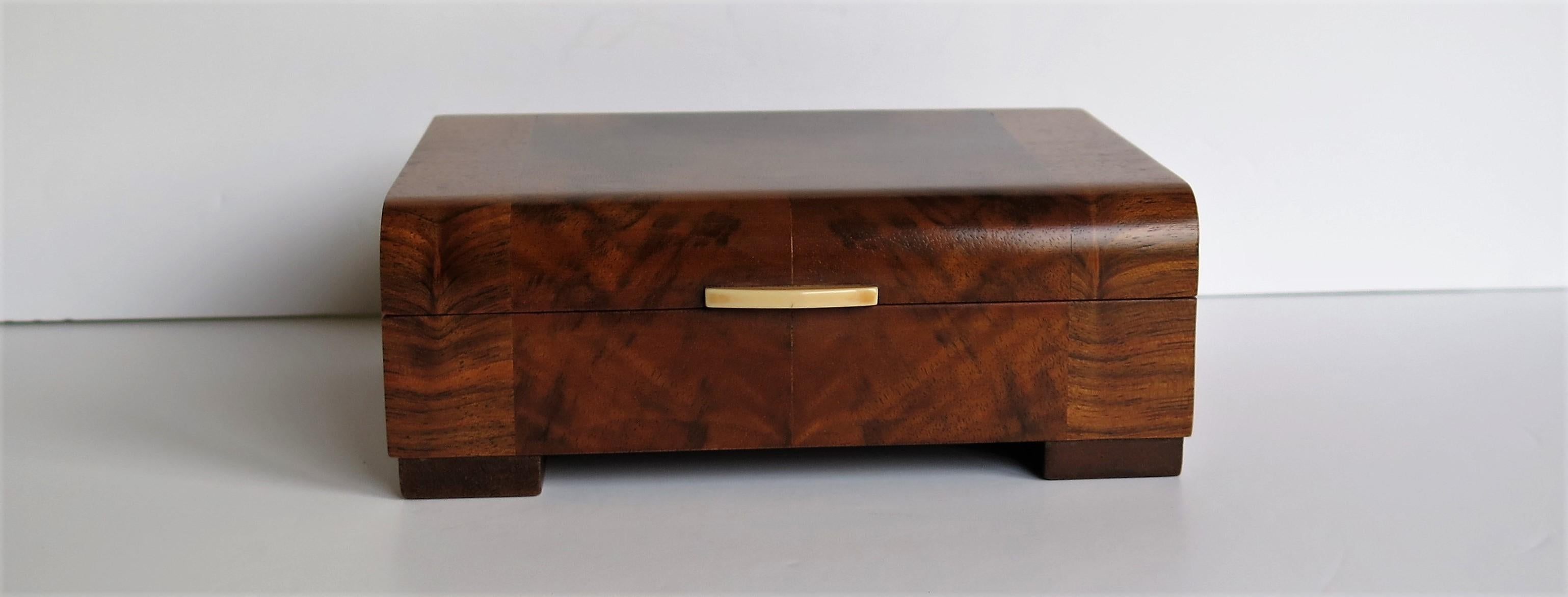 Art Deco Lidded Box Mahogany and Burr Walnut with Two Compartments, circa 1925 In Good Condition In Lincoln, Lincolnshire