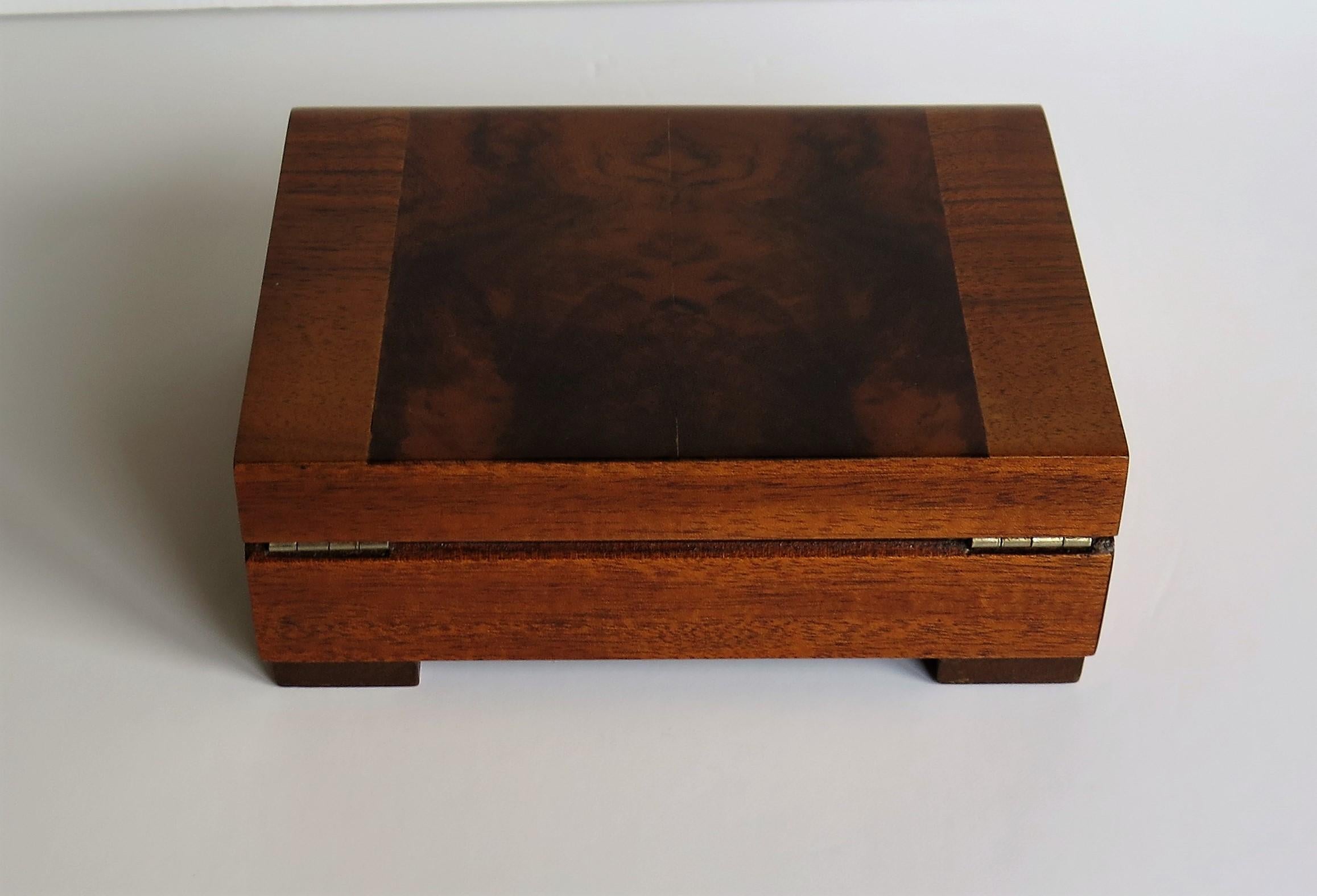 Art Deco Lidded Box Mahogany and Burr Walnut with Two Compartments, circa 1925 2