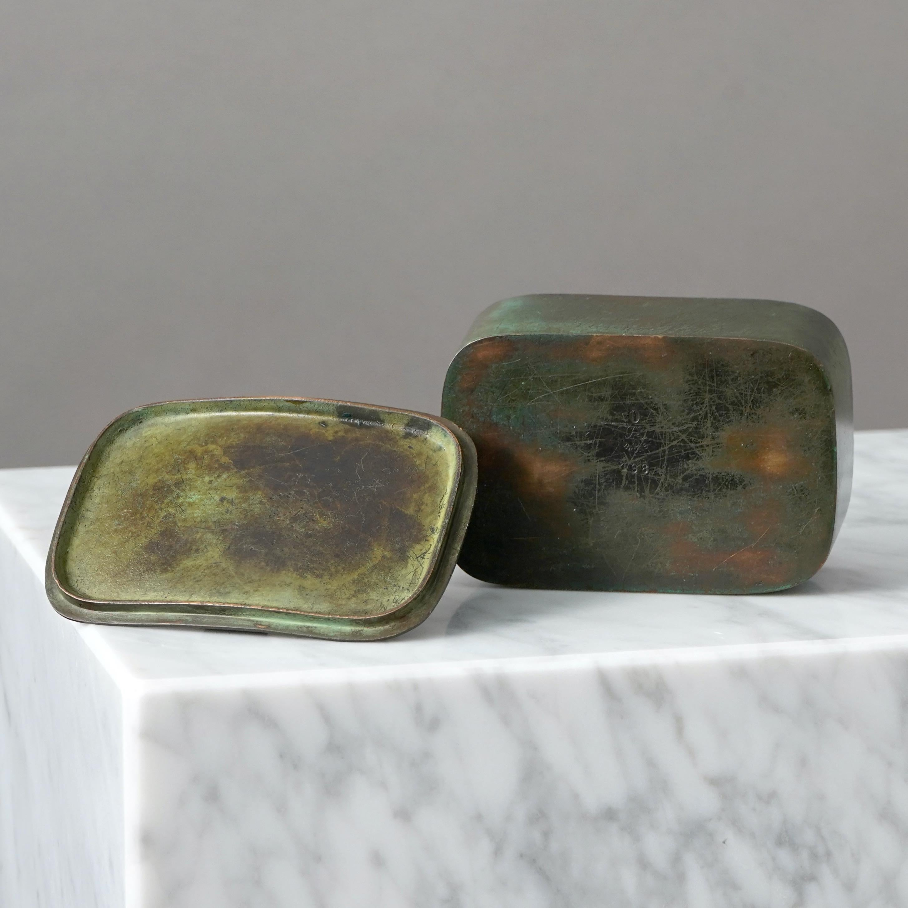 Caja de bronce con tapa Art Déco de GAB Guldsmedsaktiebolaget, Suecia, años 30 en venta 4