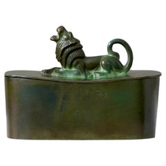 Caja de bronce con tapa Art Déco de GAB Guldsmedsaktiebolaget, Suecia, años 30