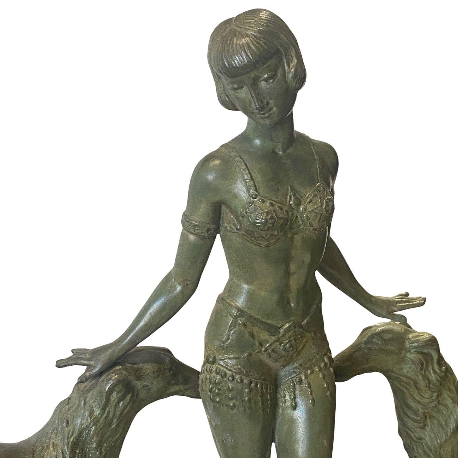 Scultura in bronzo Art Deco Light-up Flapper di Enrique Molins-Balleste in vendita 5