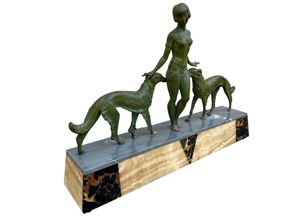 Scultura in bronzo Art Deco Light-up Flapper di Enrique Molins-Balleste in vendita 1