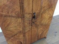 Art Deco Linen Press Skyscraper Design