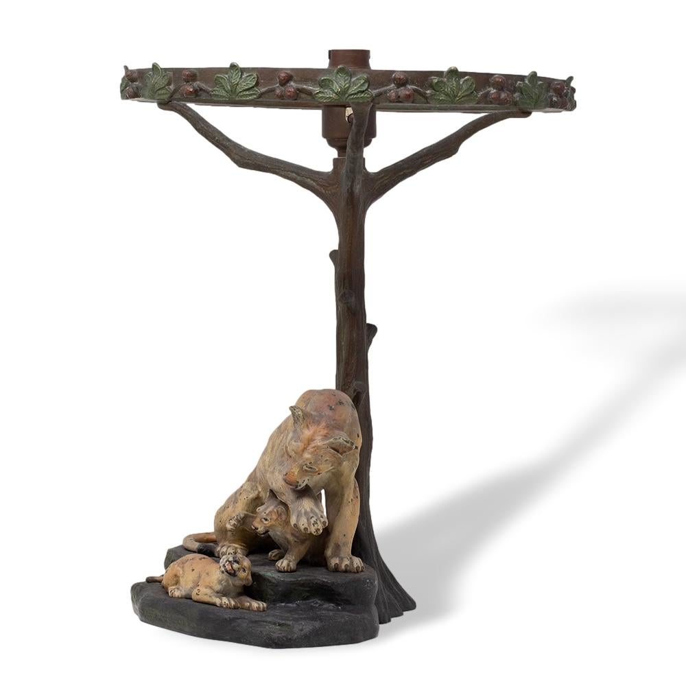 Art-Déco-Tischlampe, Löwe, kalt bemalter Bronze, Skulptur, Louis-Albert Carvin (Gegossen) im Angebot
