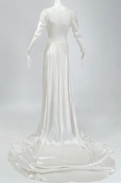Fast nacktes weißes Satin-Deko-Hochzeitskleid aus Satin mit transparenten Spitzeneinsätzen aus Satin - XS, 1930er Jahre