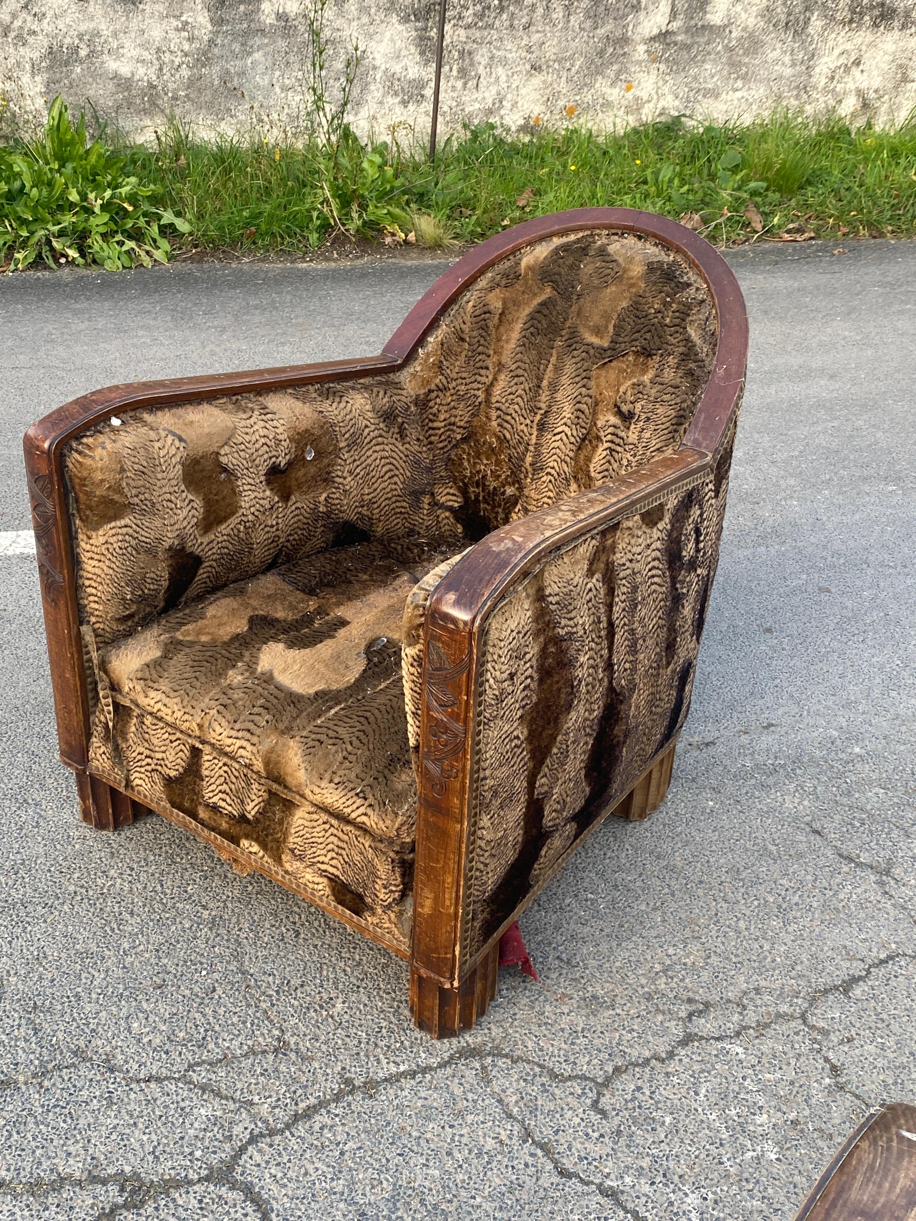 French Art Deco living room suite, circa 1930 5 armchairs and a two-seat bench. For Sale