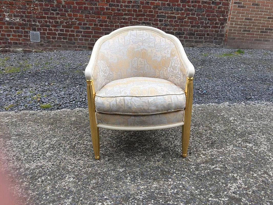 Art Deco living room suite, circa 1930 Two armchairs and a two-seat bench.  For Sale 1